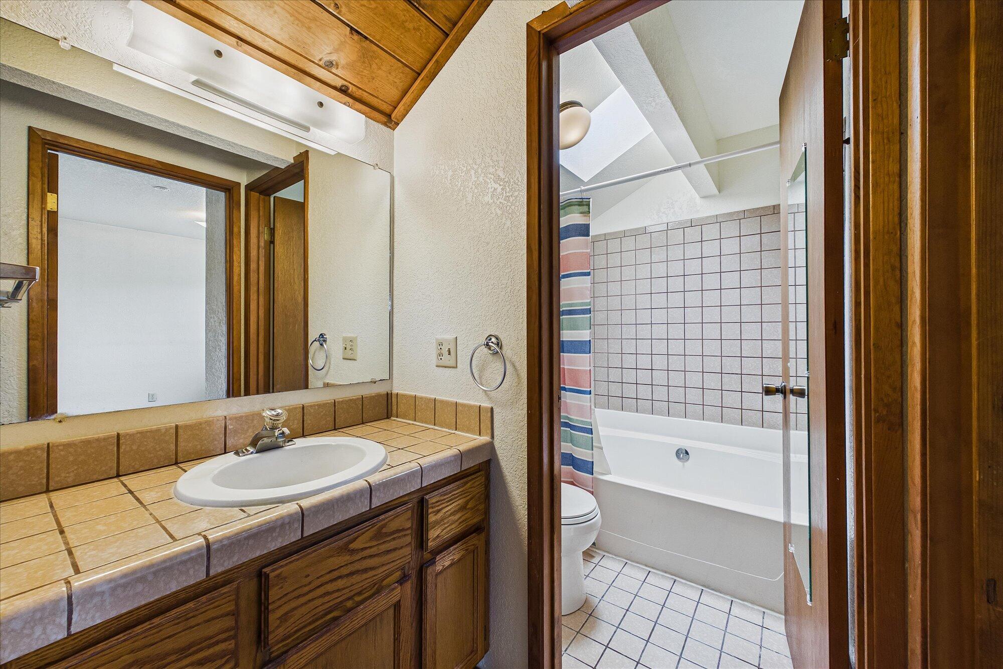 1449 Myrtle #2 Avenue