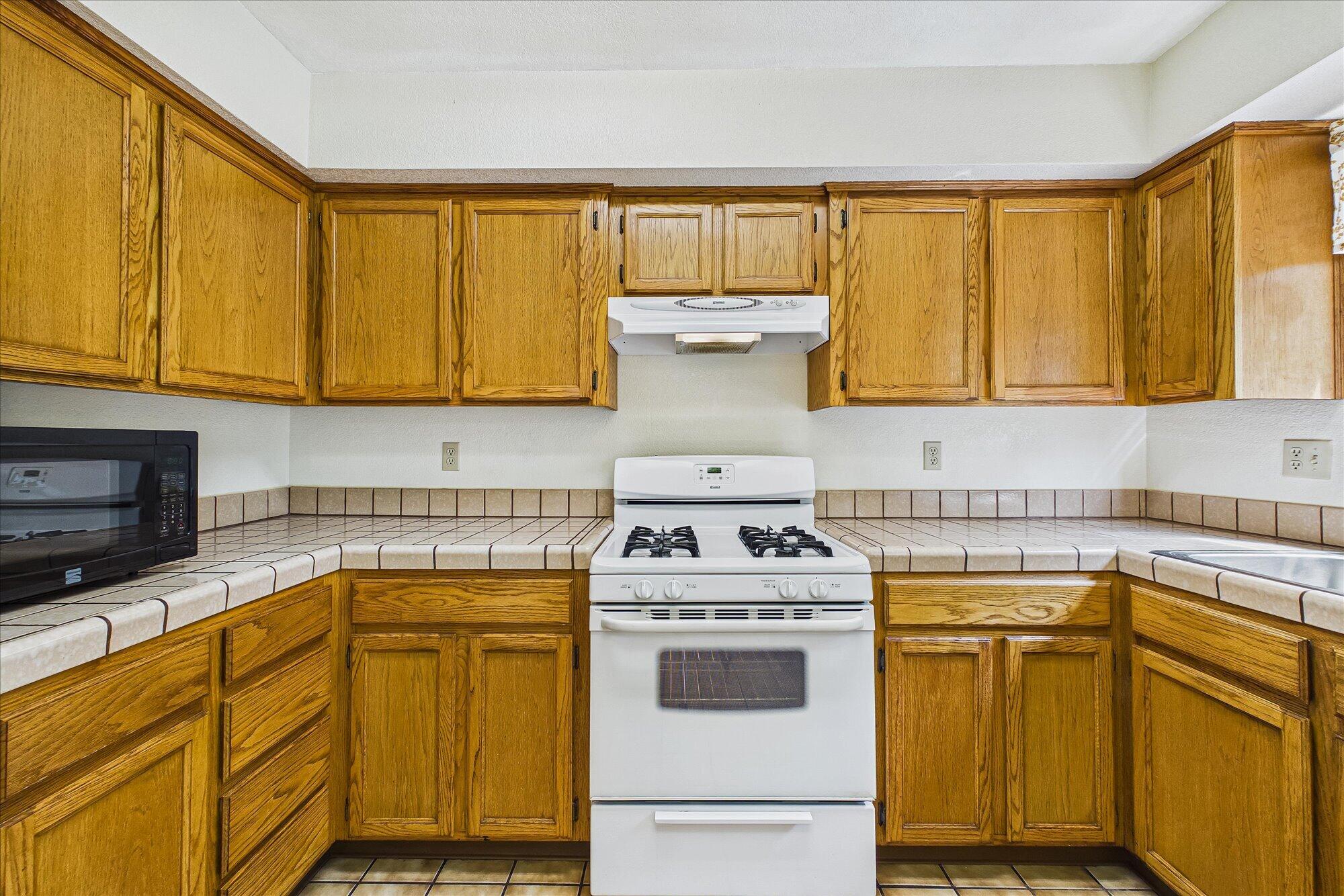 1449 Myrtle #2 Avenue