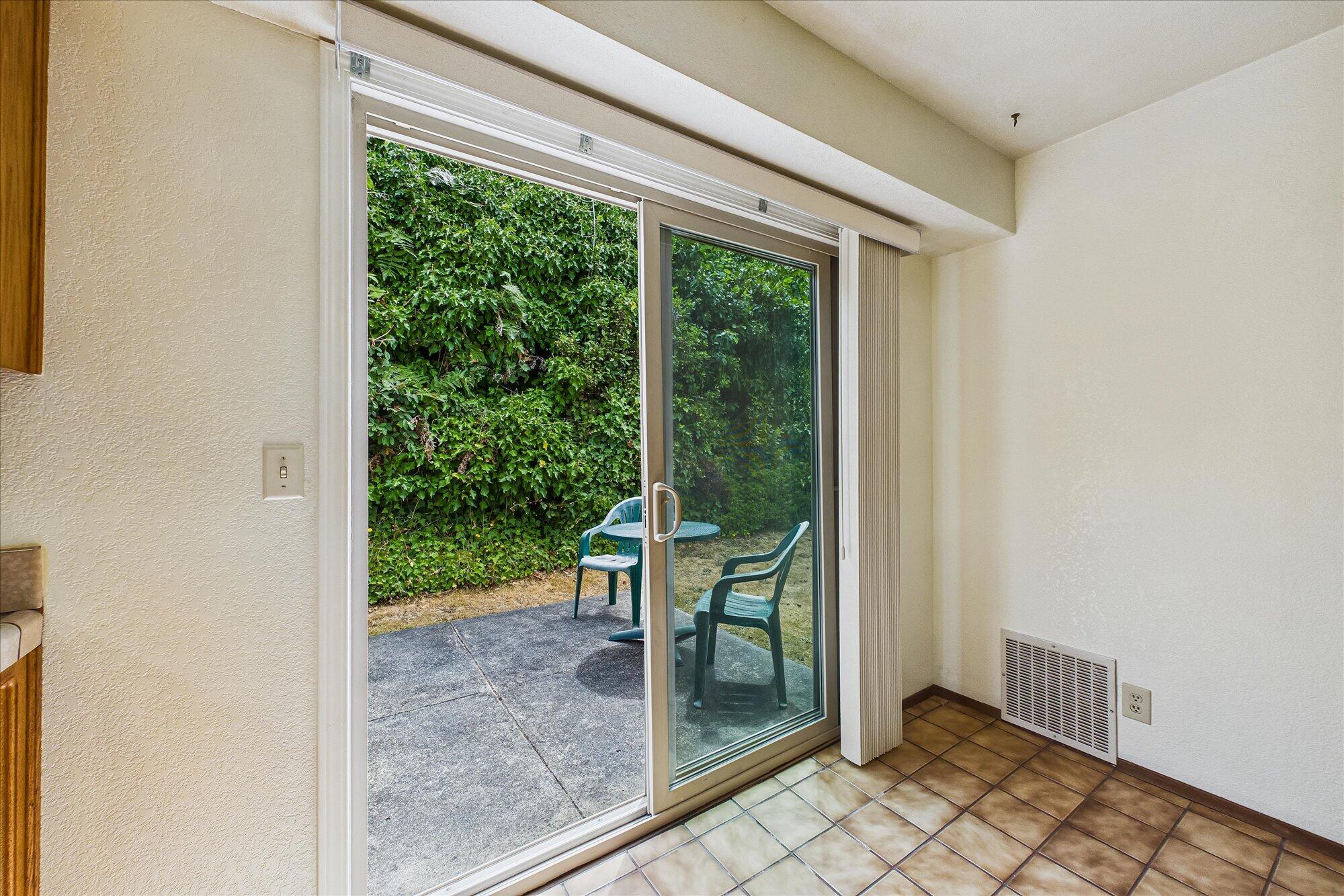 1449 Myrtle #2 Avenue
