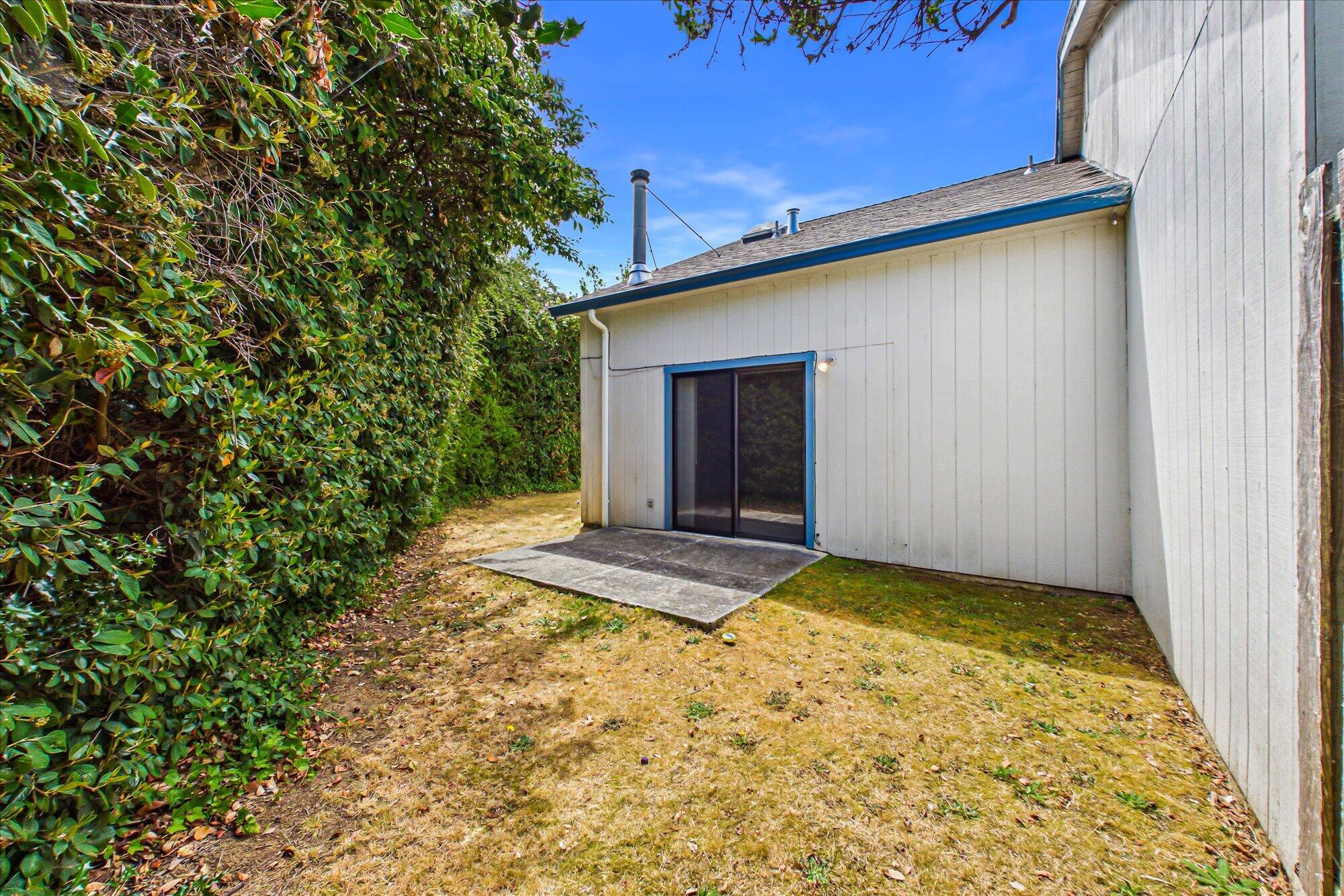 1449 Myrtle #2 Avenue