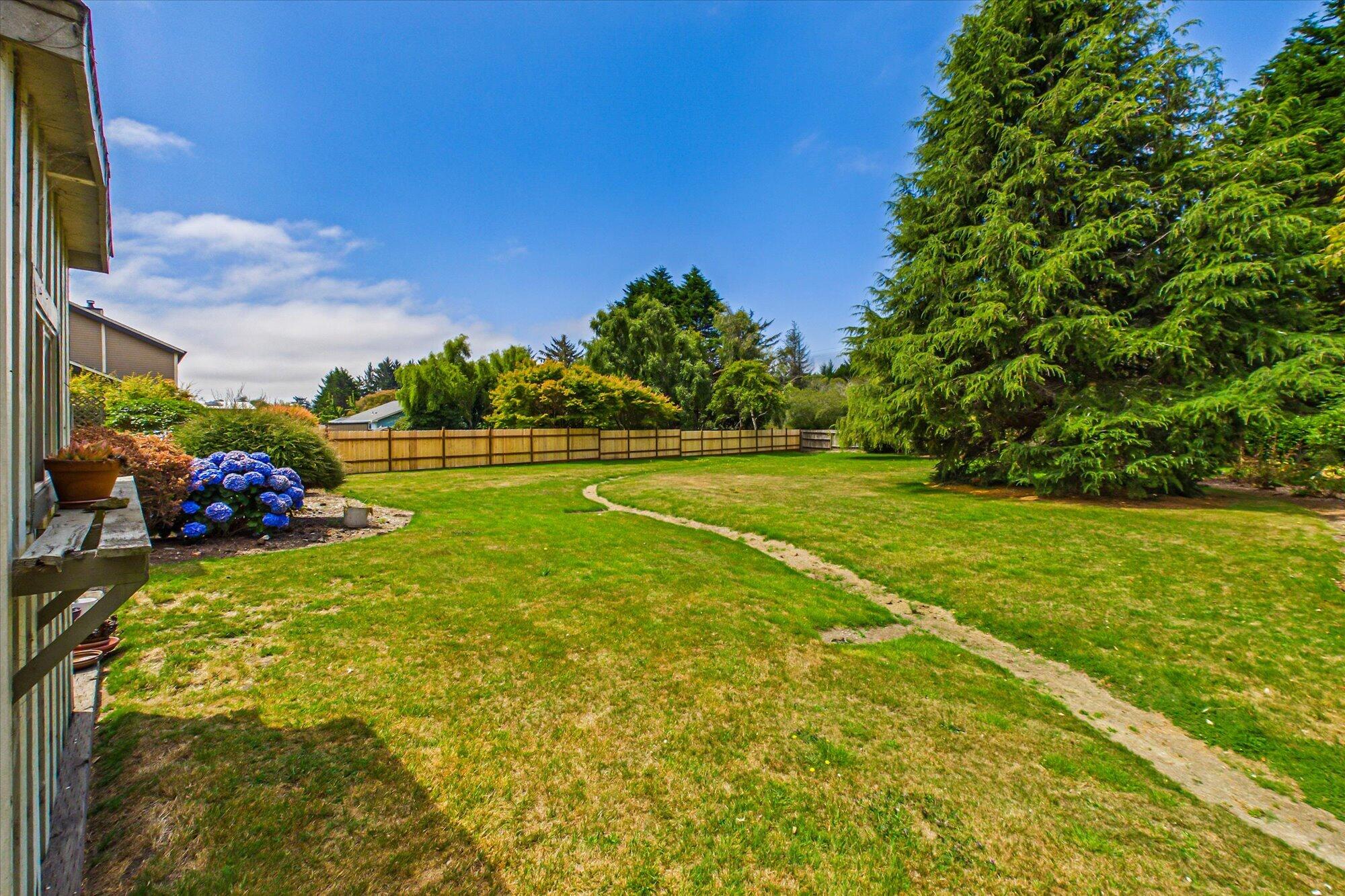 2990 Eagle Lane, McKinleyville