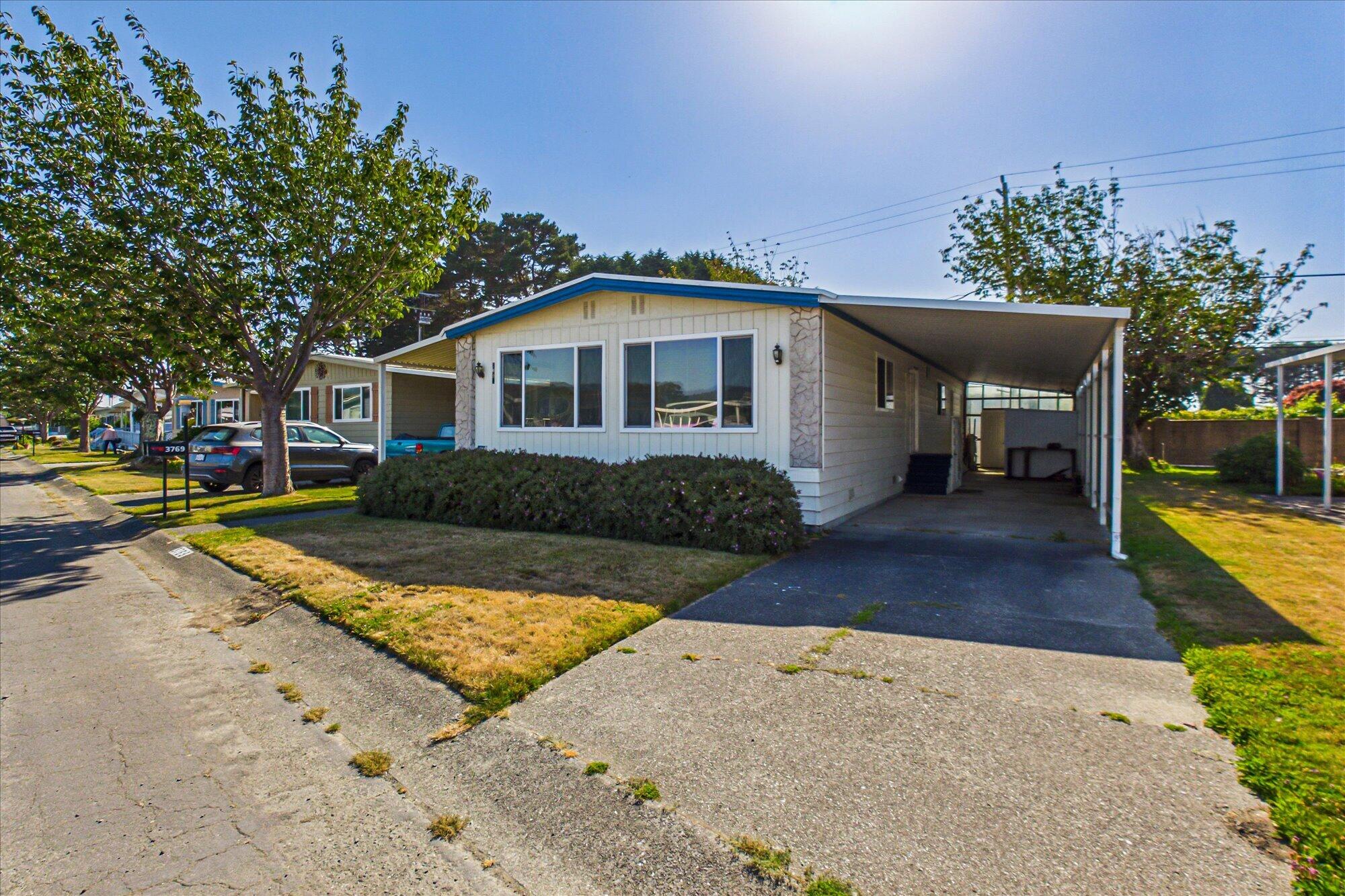 3769 Chestnut Way 7