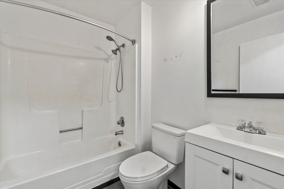 2405 Trina Court, McKinleyville