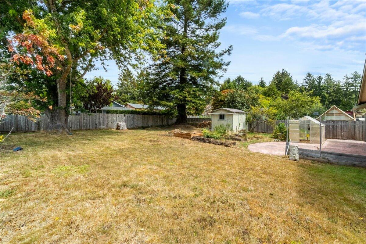 2405 Trina Court, McKinleyville