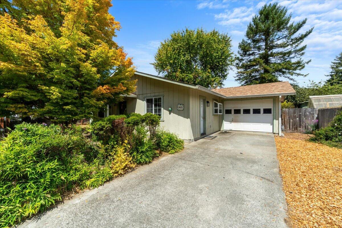 2405 Trina Court, McKinleyville