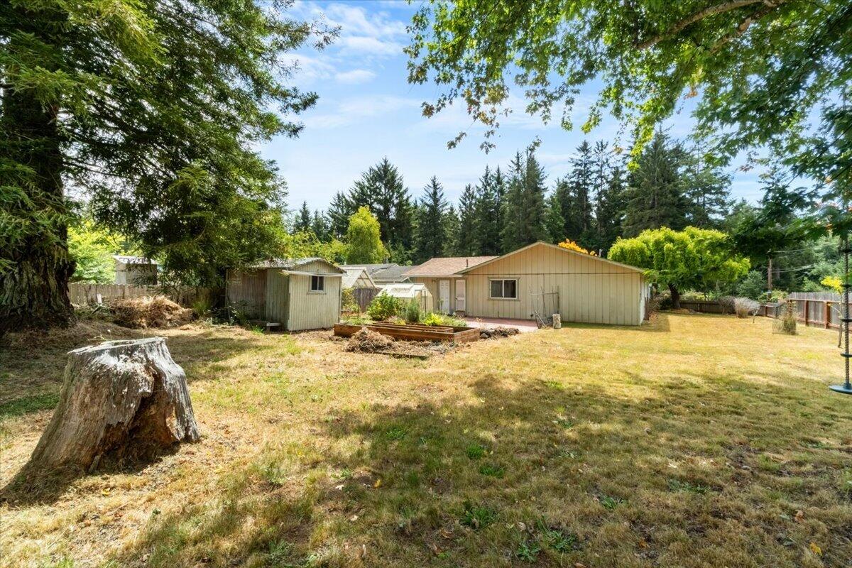 2405 Trina Court, McKinleyville