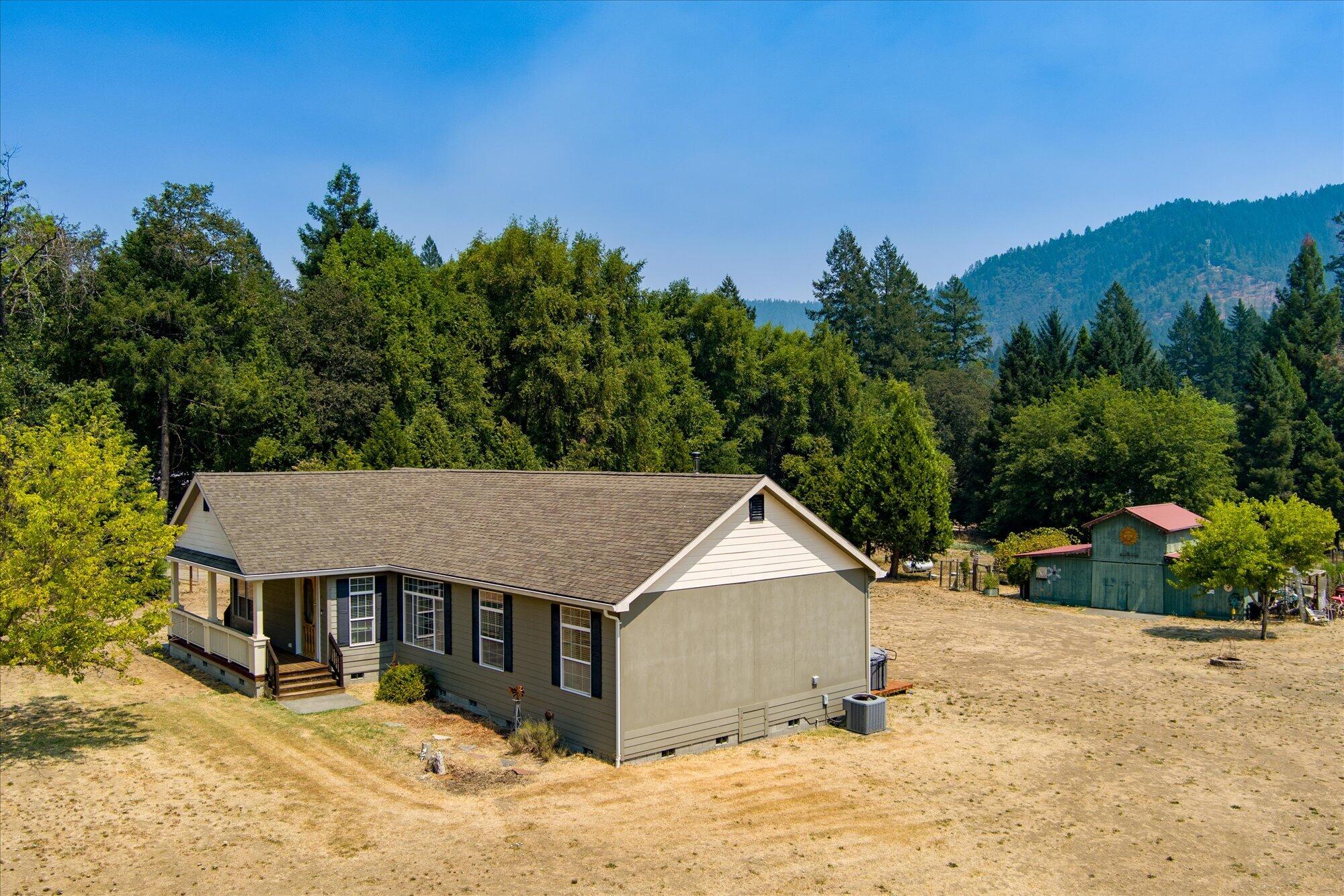 1735 Highway 96
