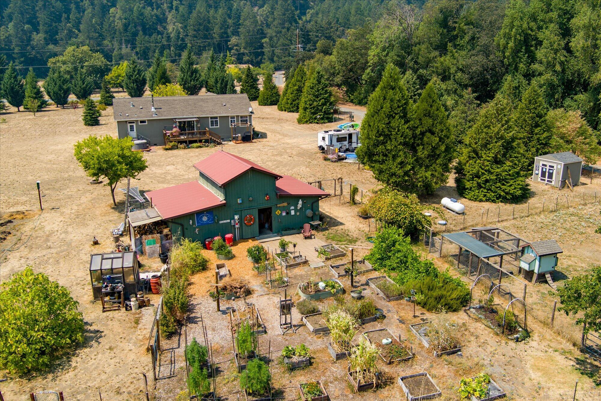 1735 Highway 96