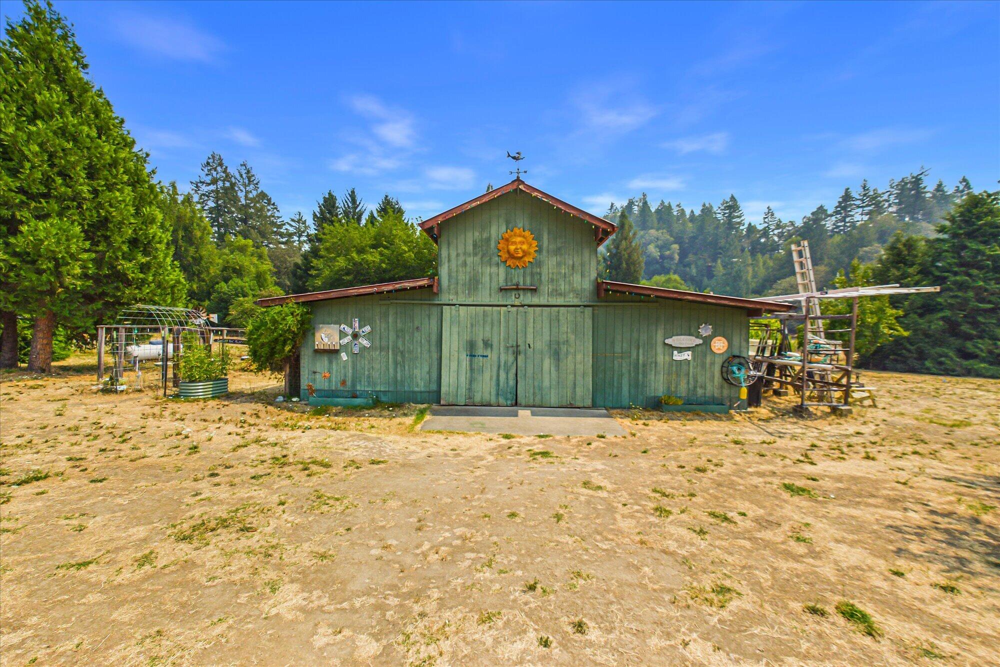 1735 Highway 96