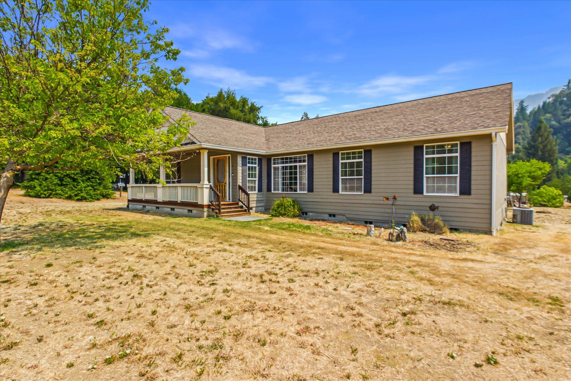 1735 Highway 96