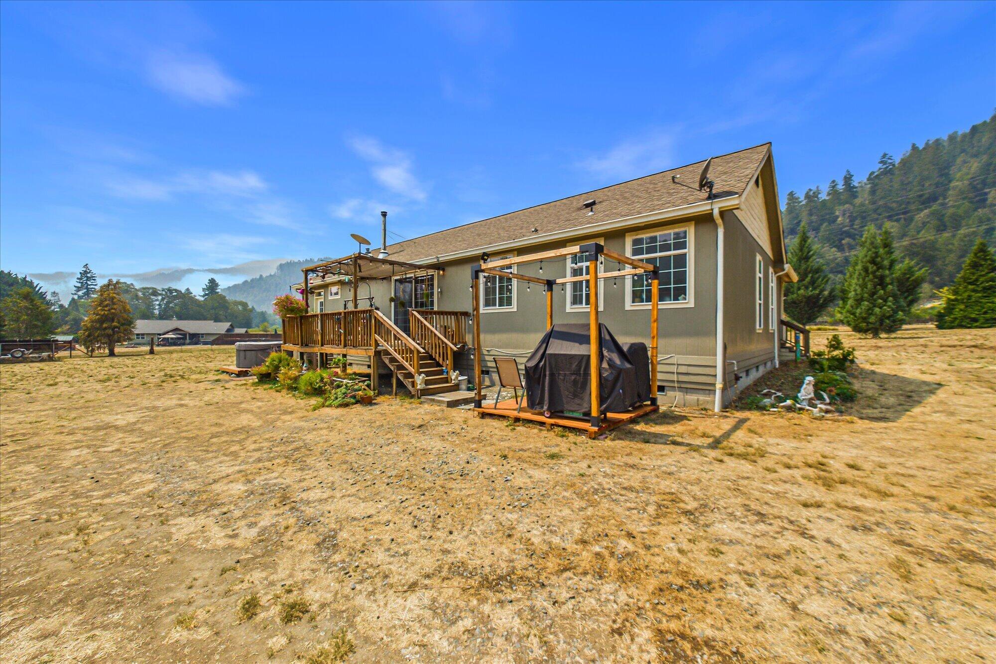 1735 Highway 96