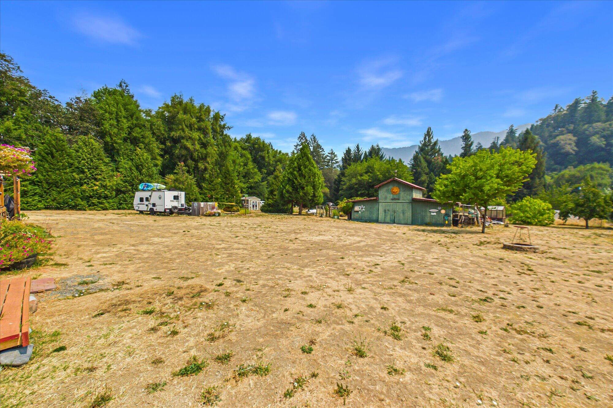 1735 Highway 96