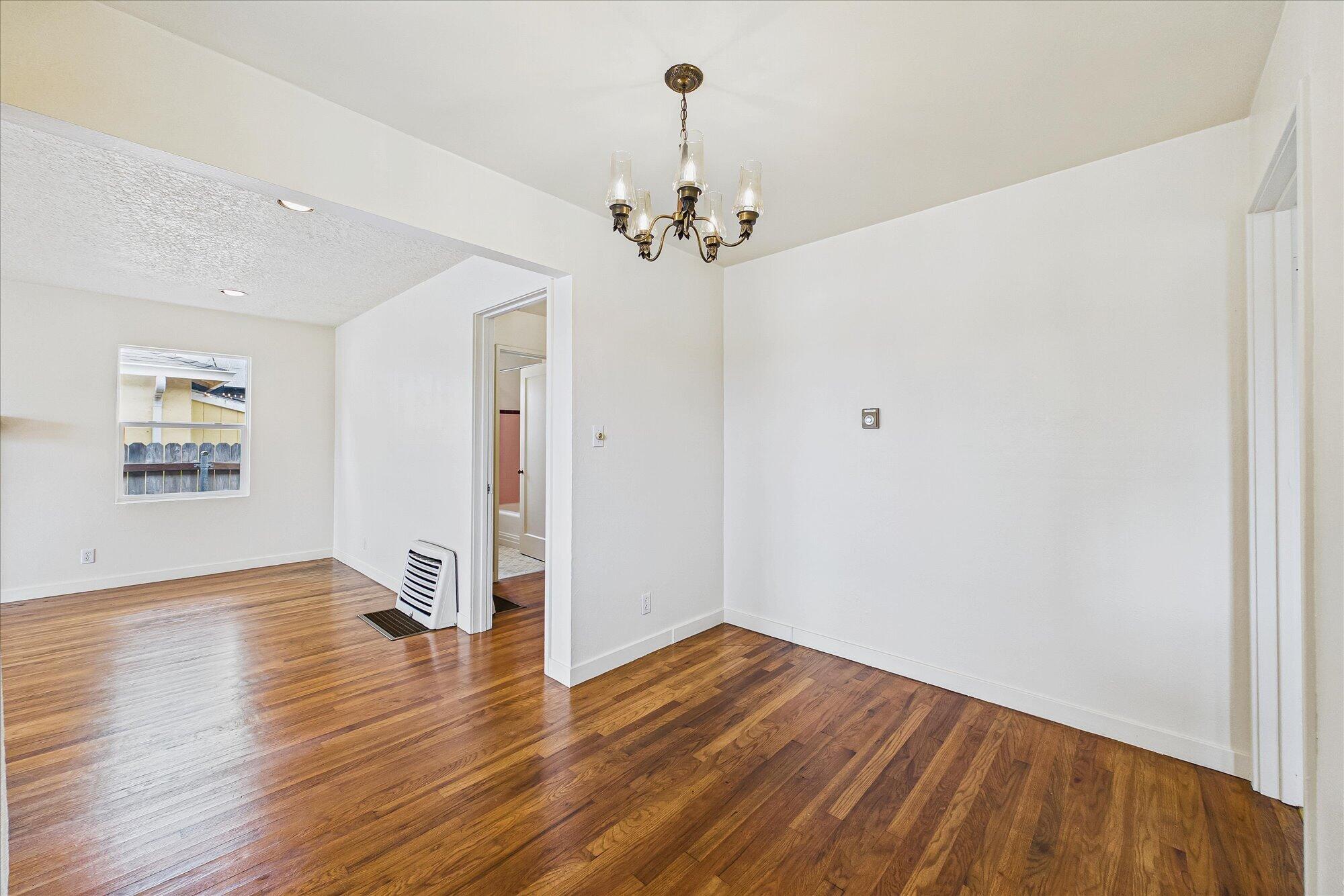 1180 Villa Way
