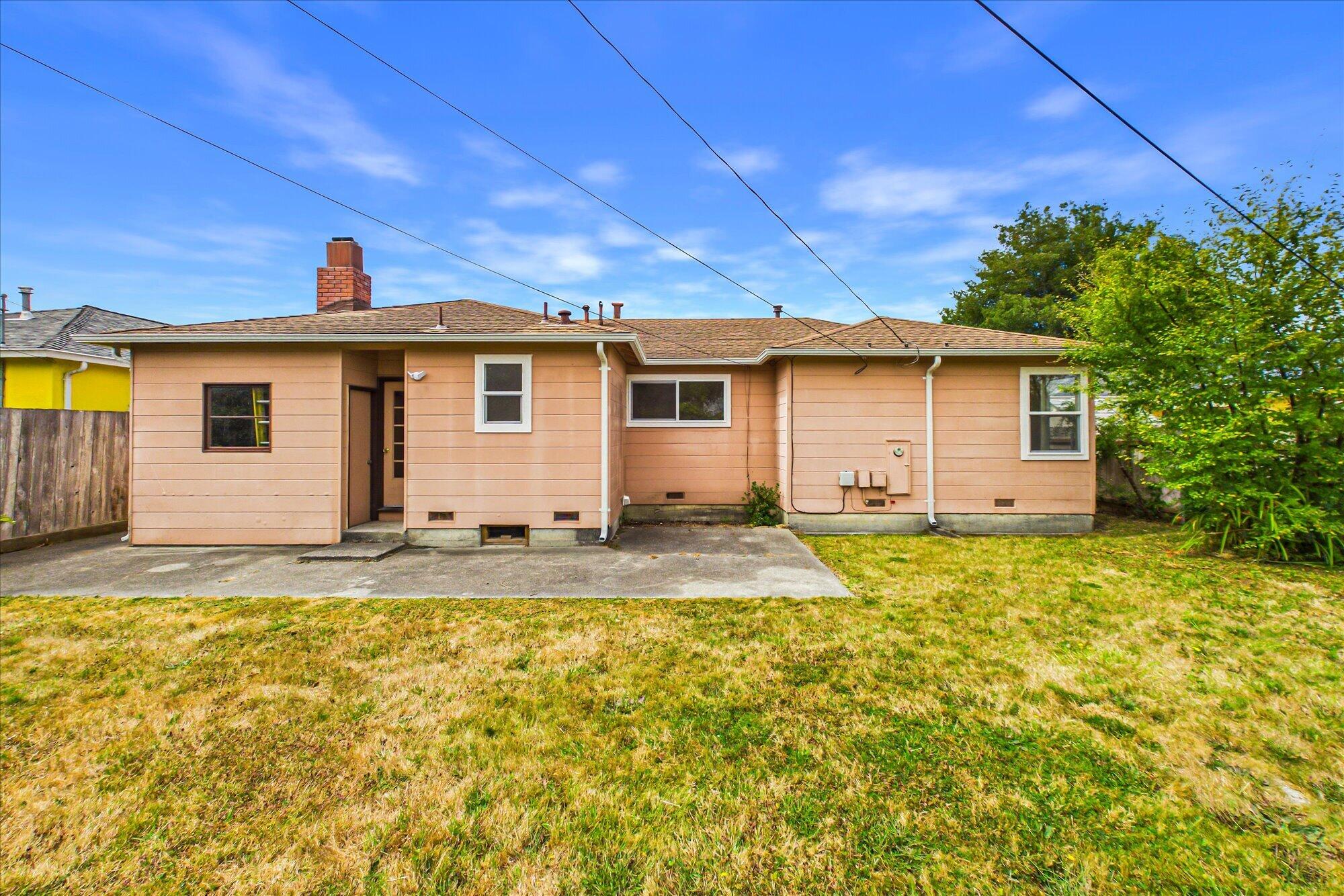 1180 Villa Way