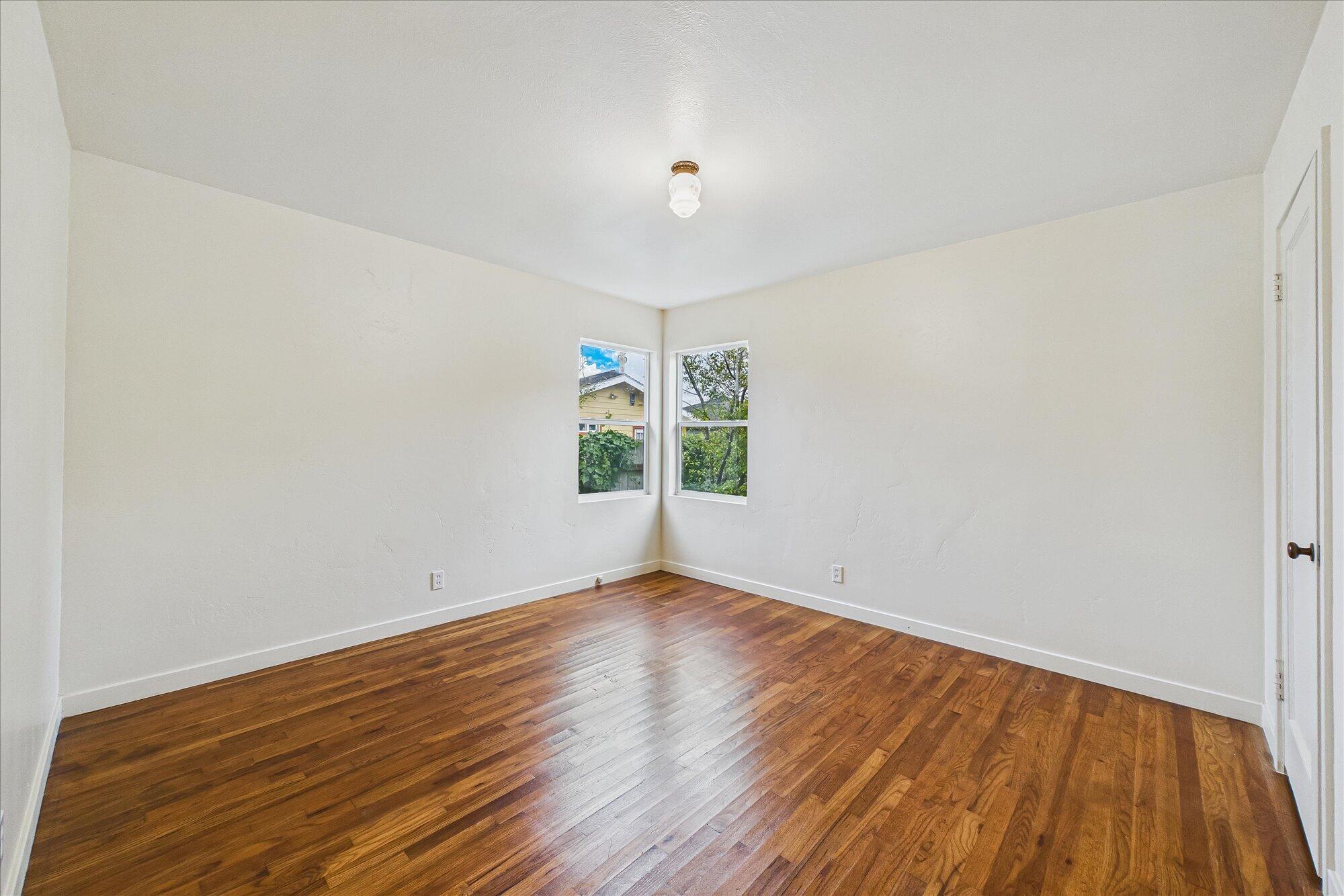 1180 Villa Way