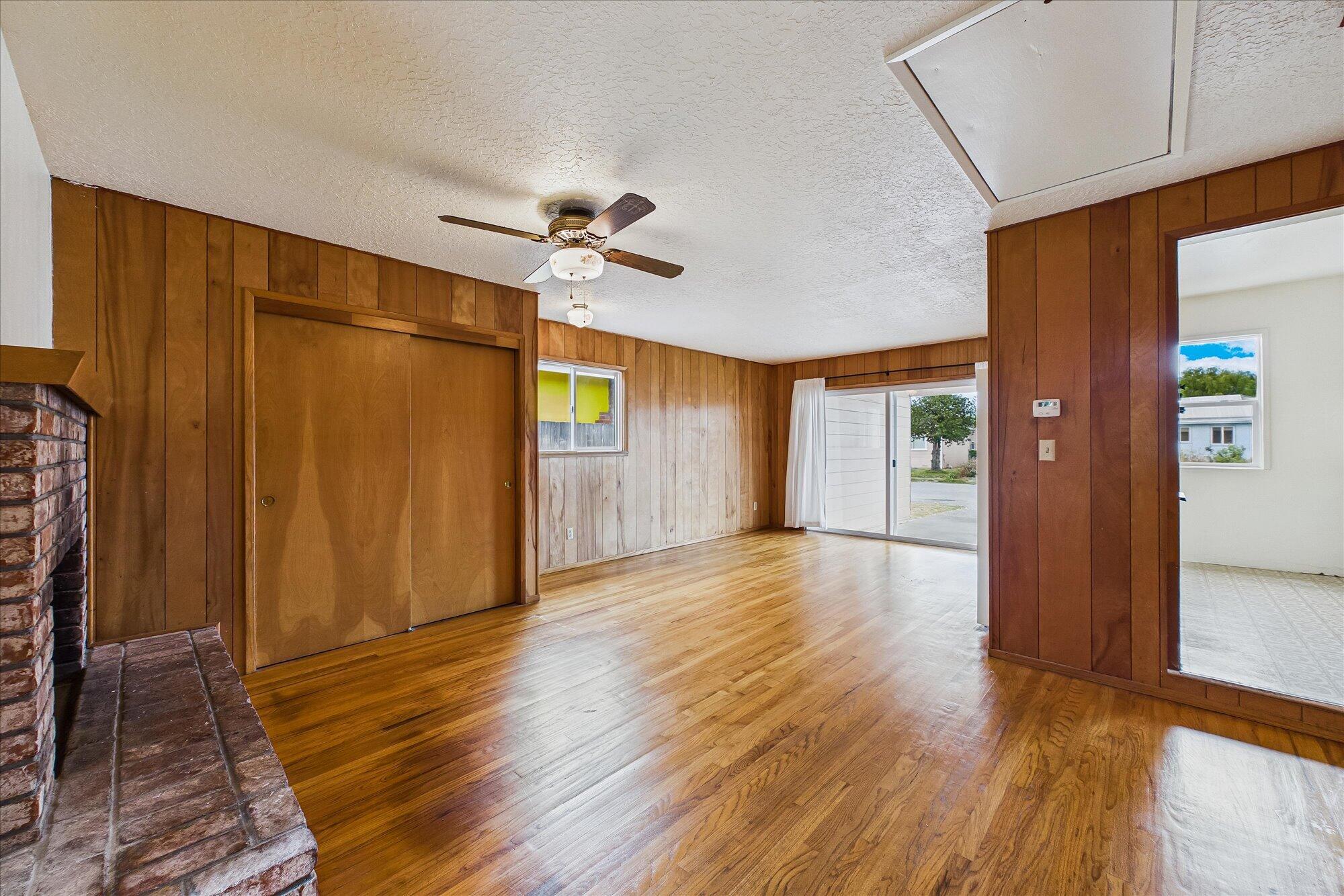 1180 Villa Way