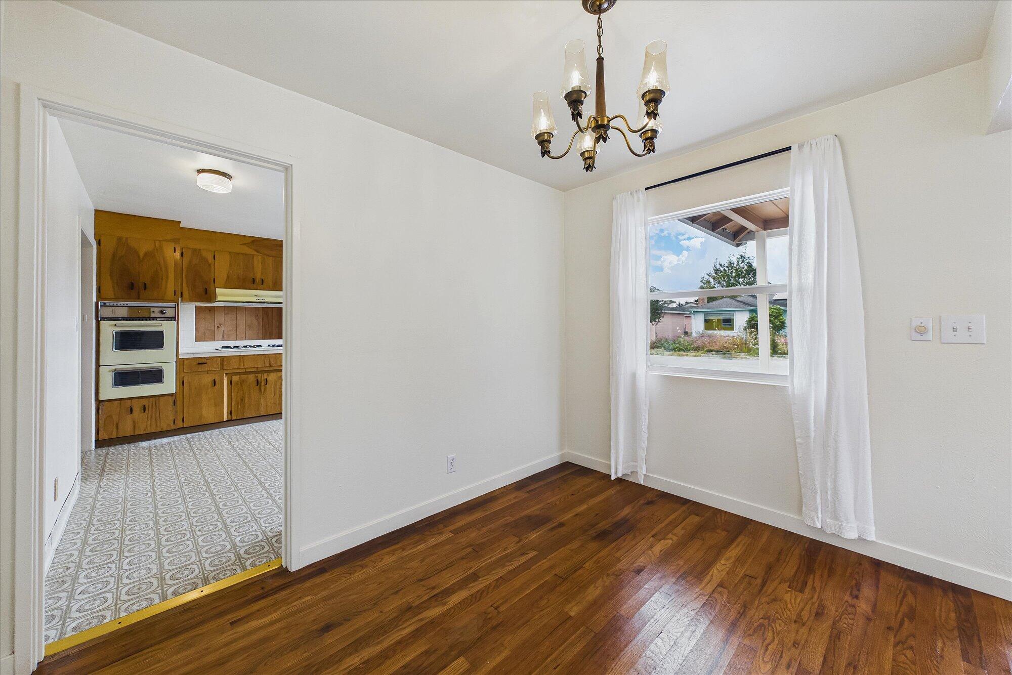 1180 Villa Way