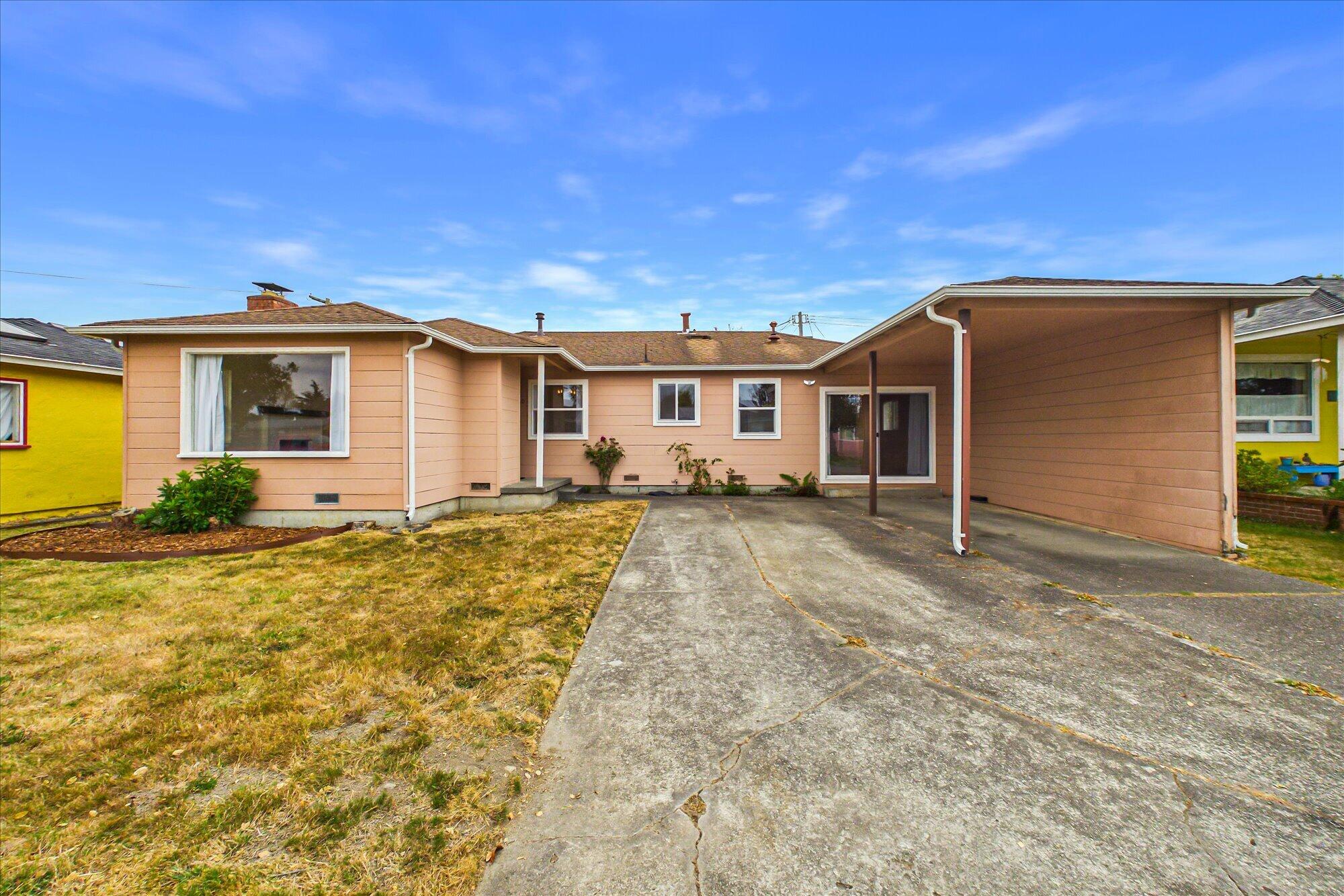 1180 Villa Way