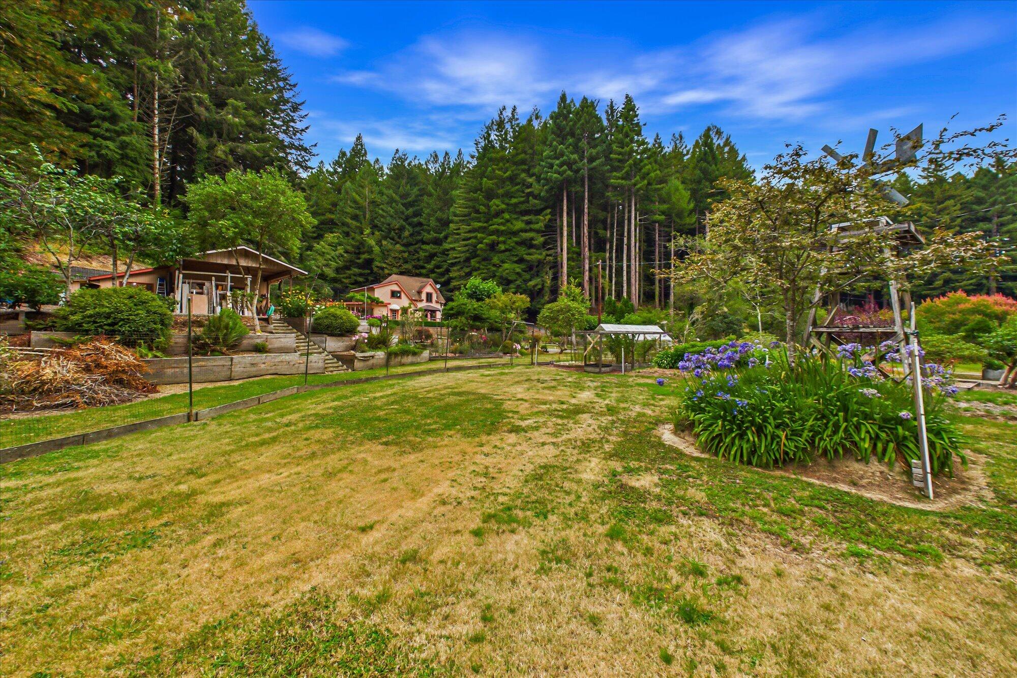 2838 Spears Road