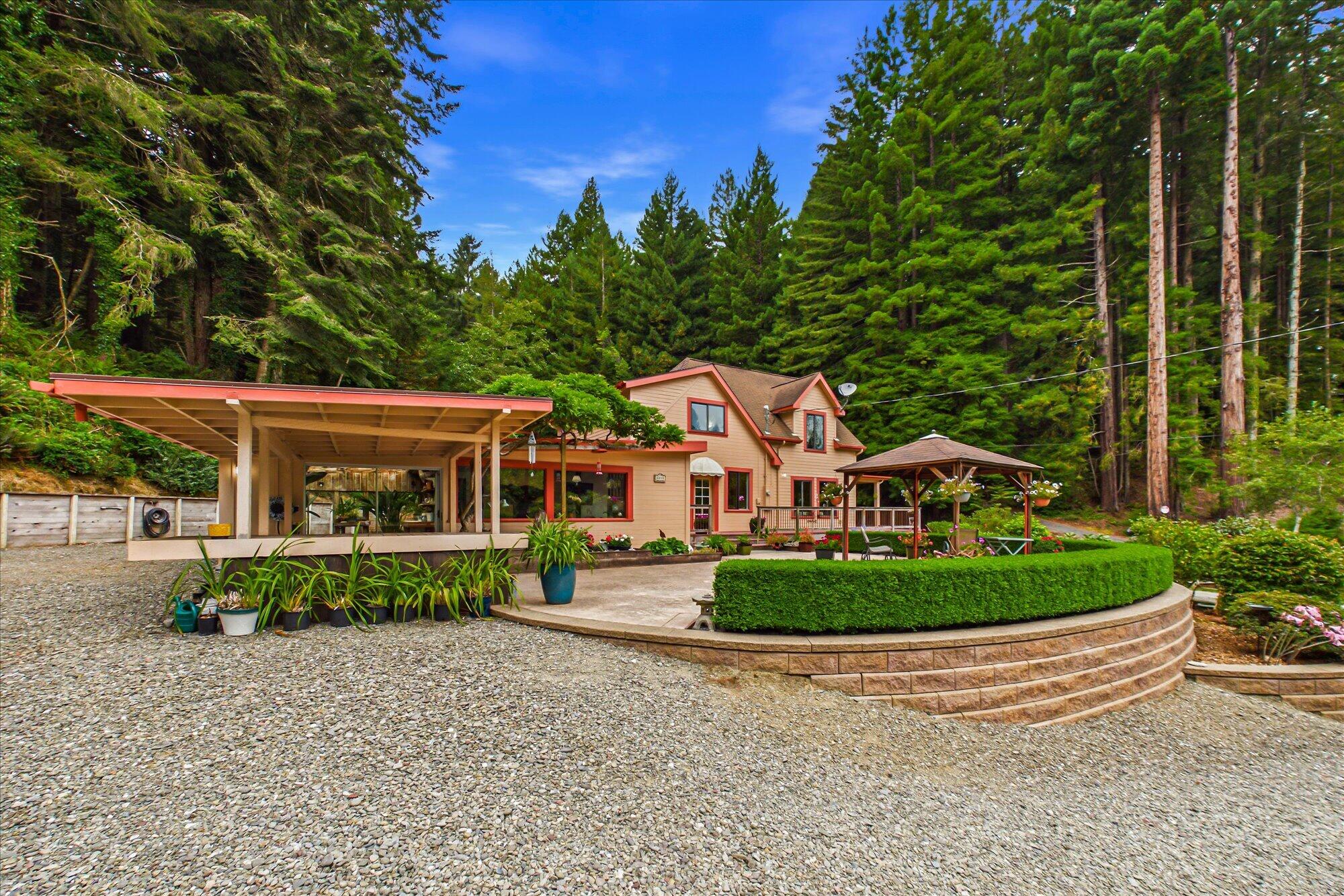 2838 Spears Road