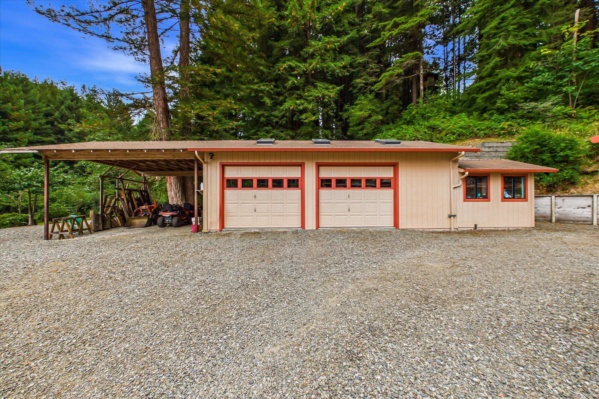 2838 Spears Road