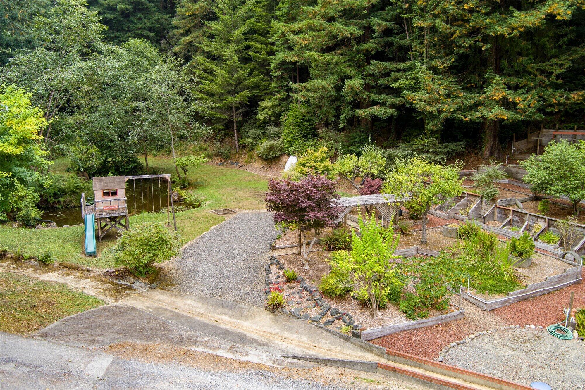 2838 Spears Road