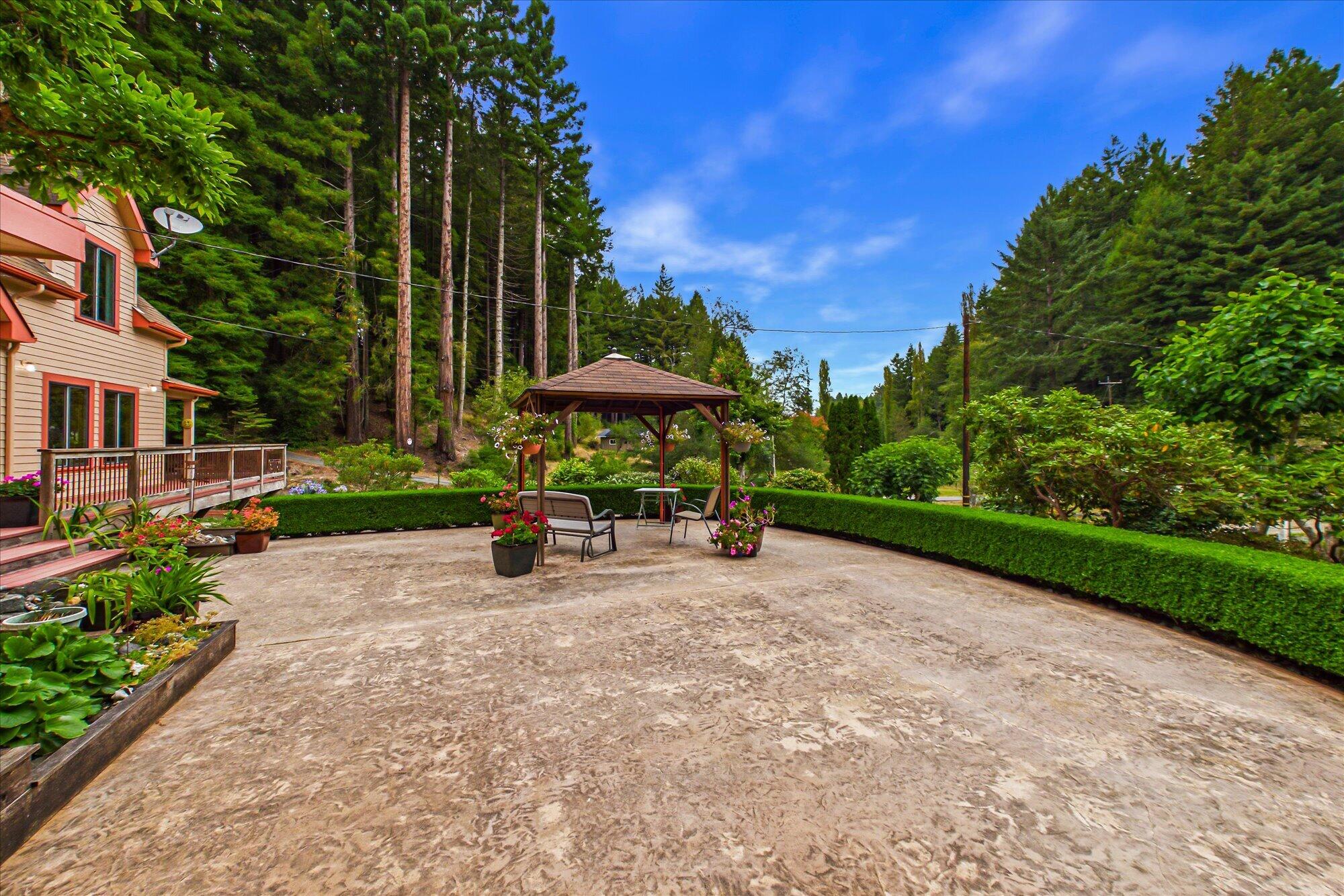 2838 Spears Road
