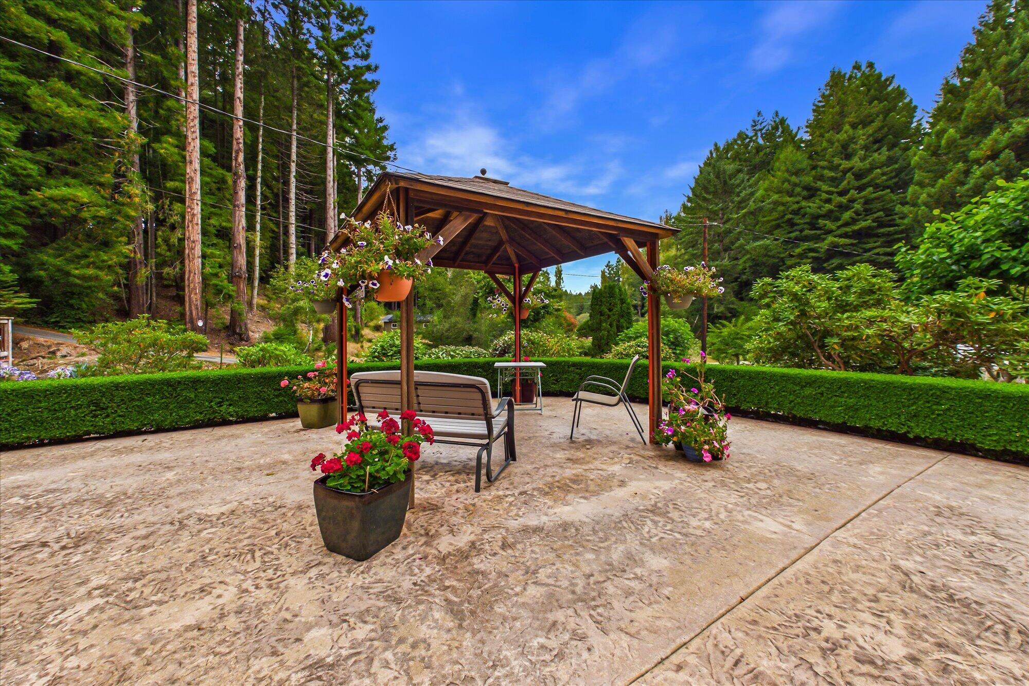 2838 Spears Road