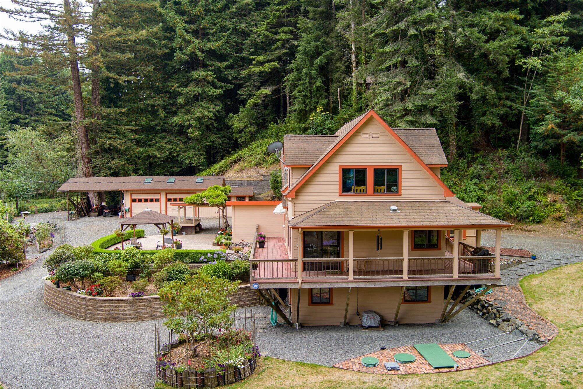 2838 Spears Road