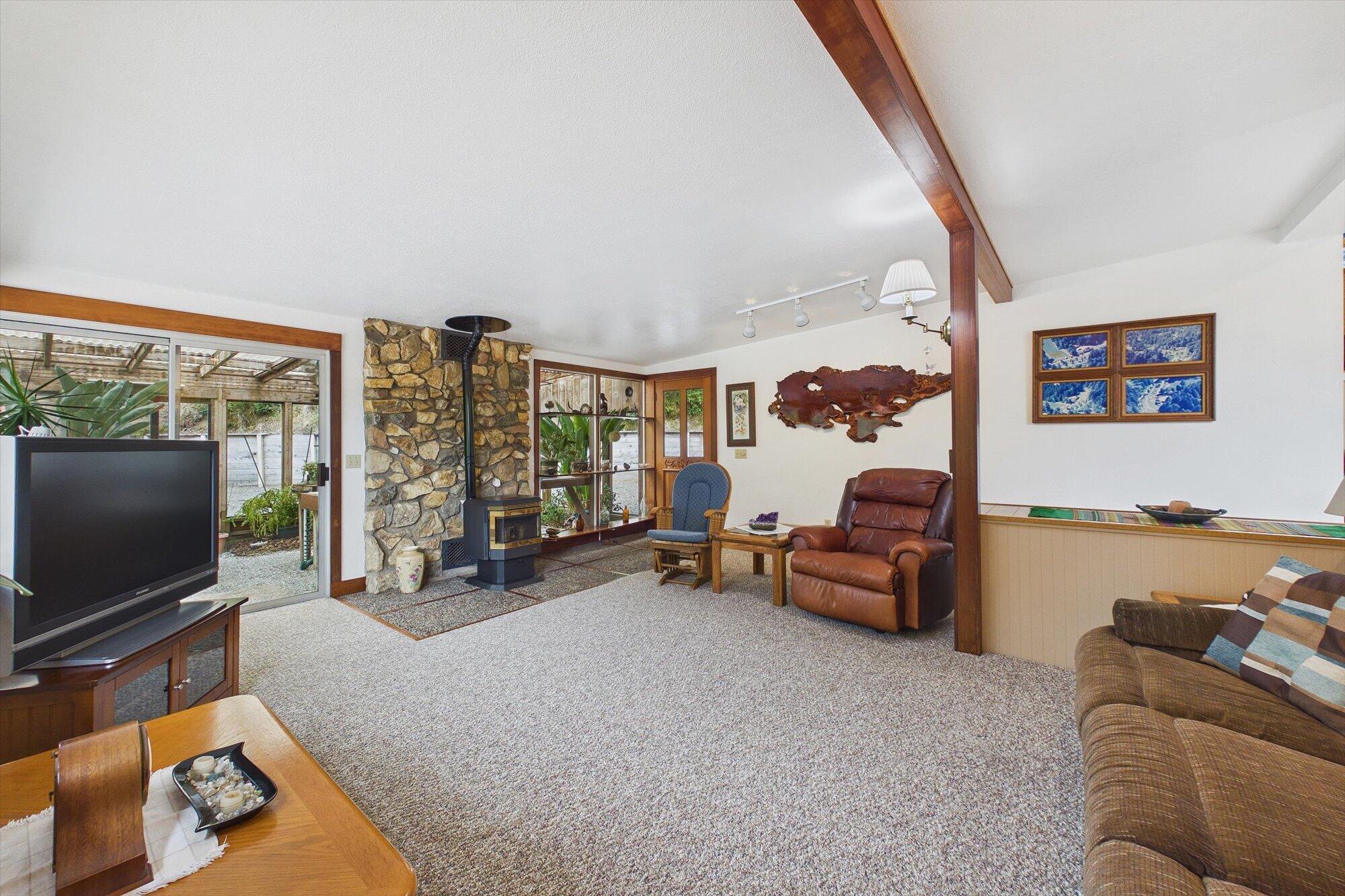 2838 Spears Road