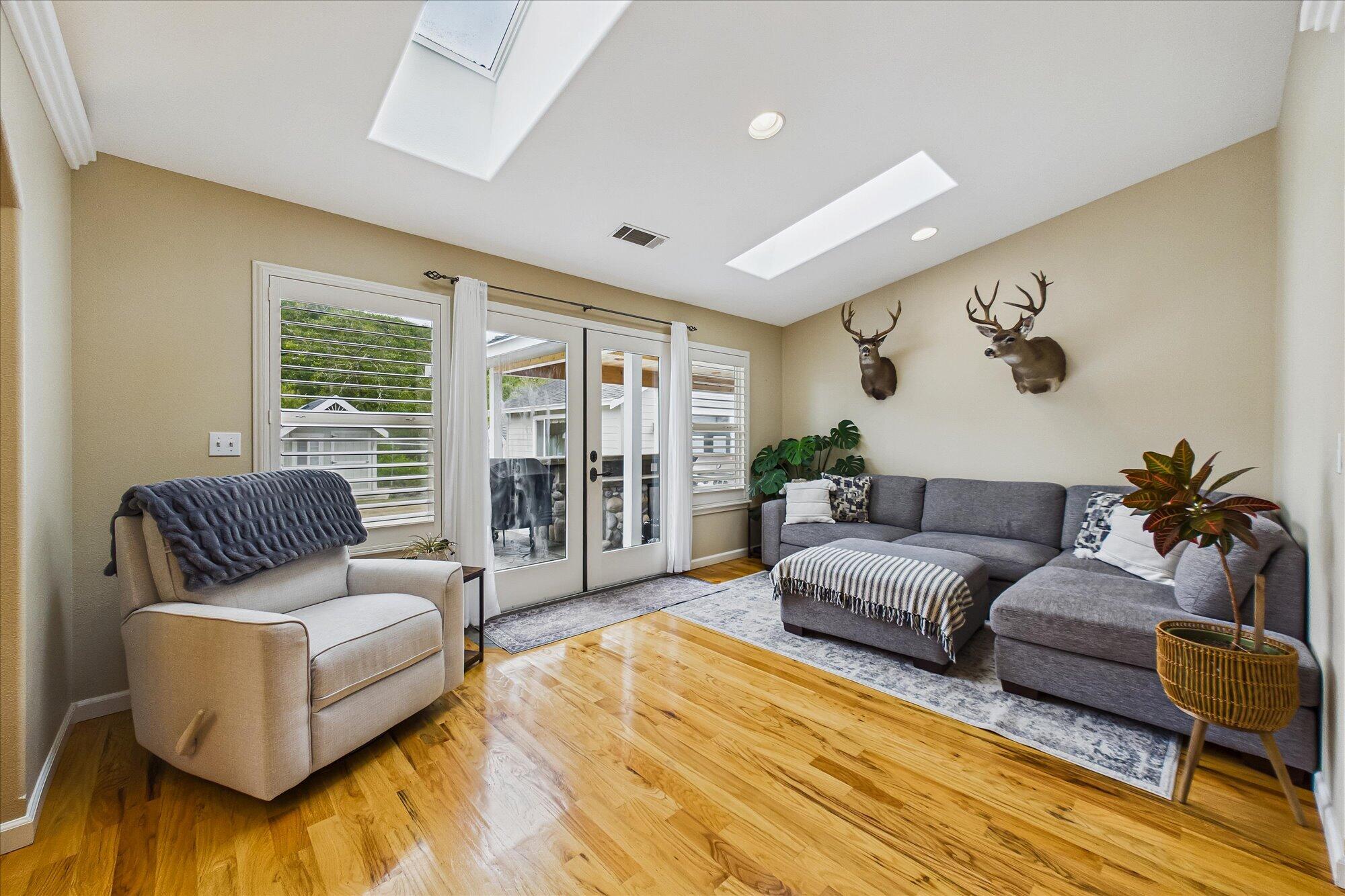 3233 Remie Court