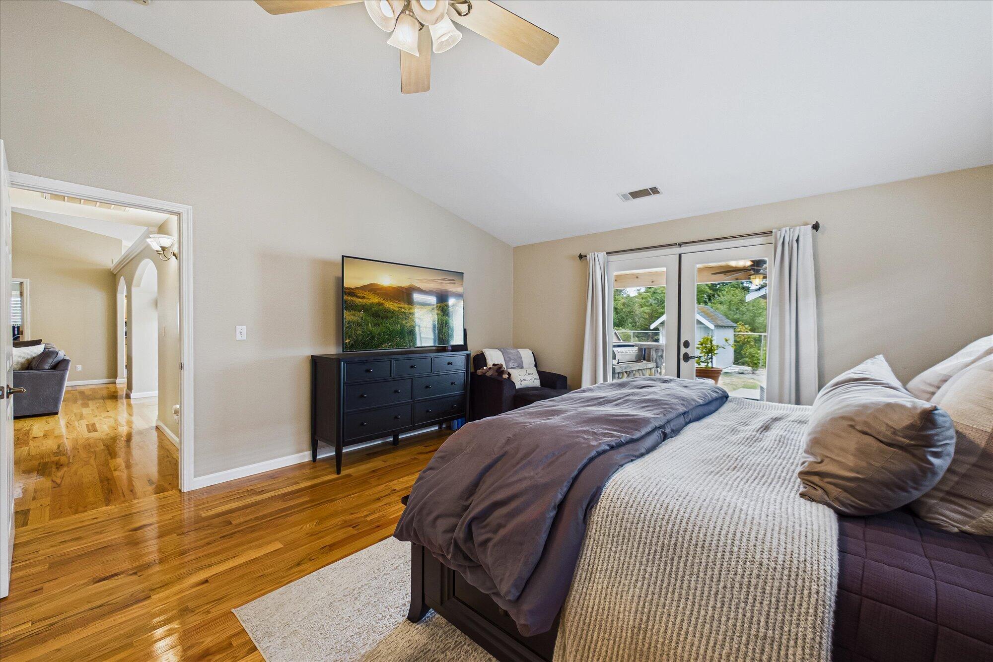 3233 Remie Court