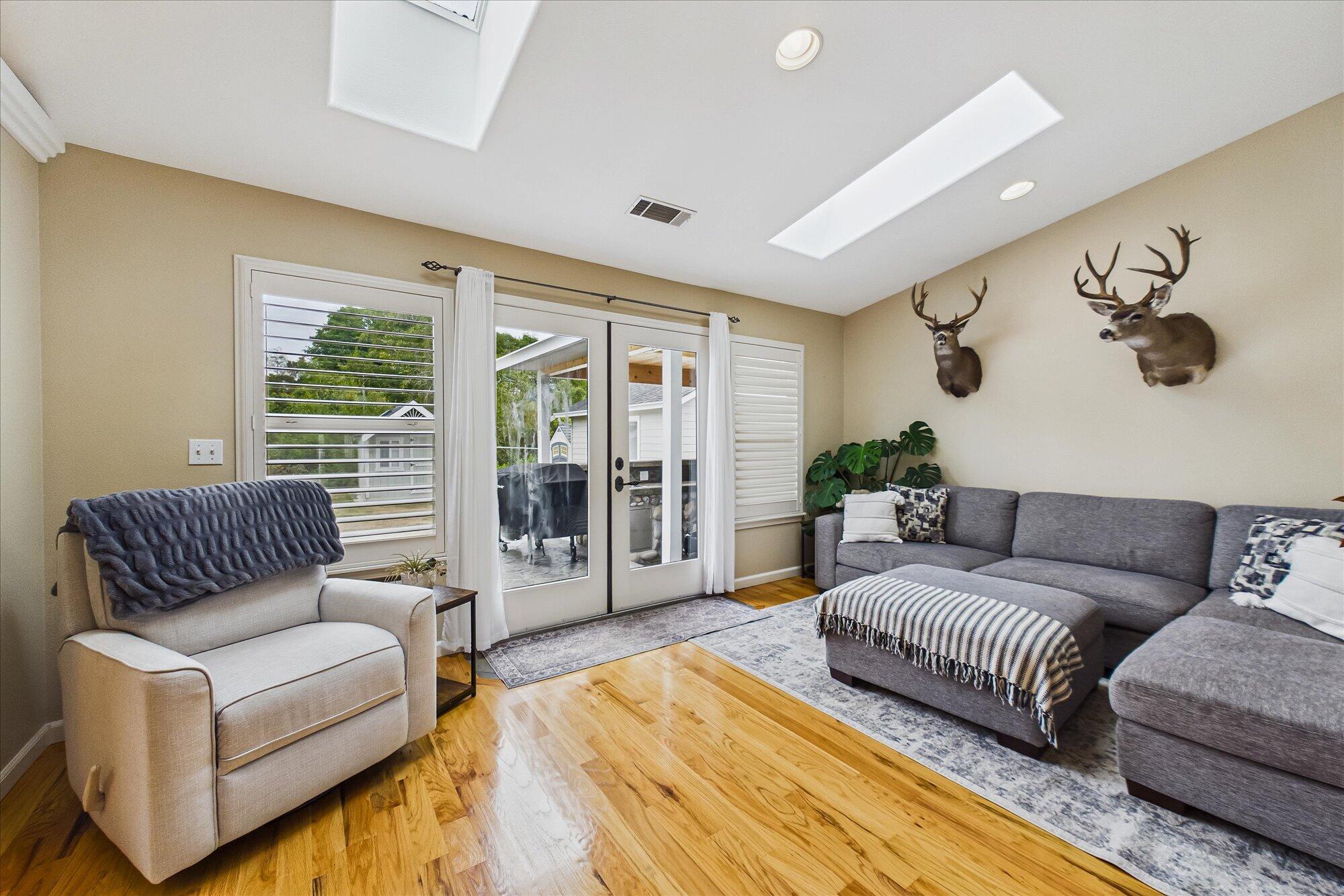 3233 Remie Court
