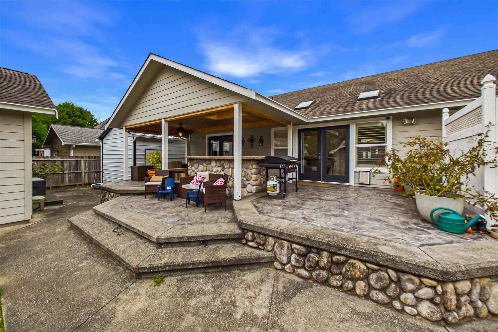3233 Remie Court