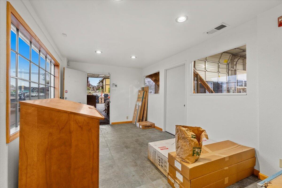 309 W 15th Street