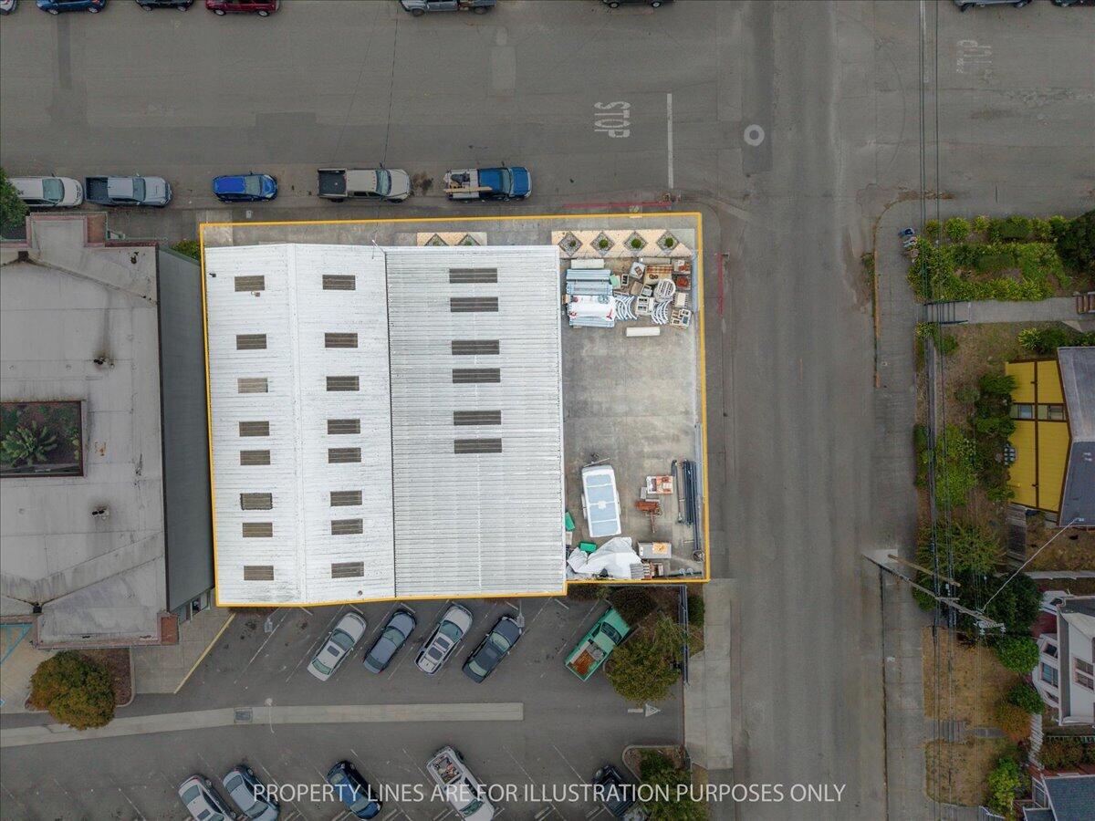 309 W 15th Street