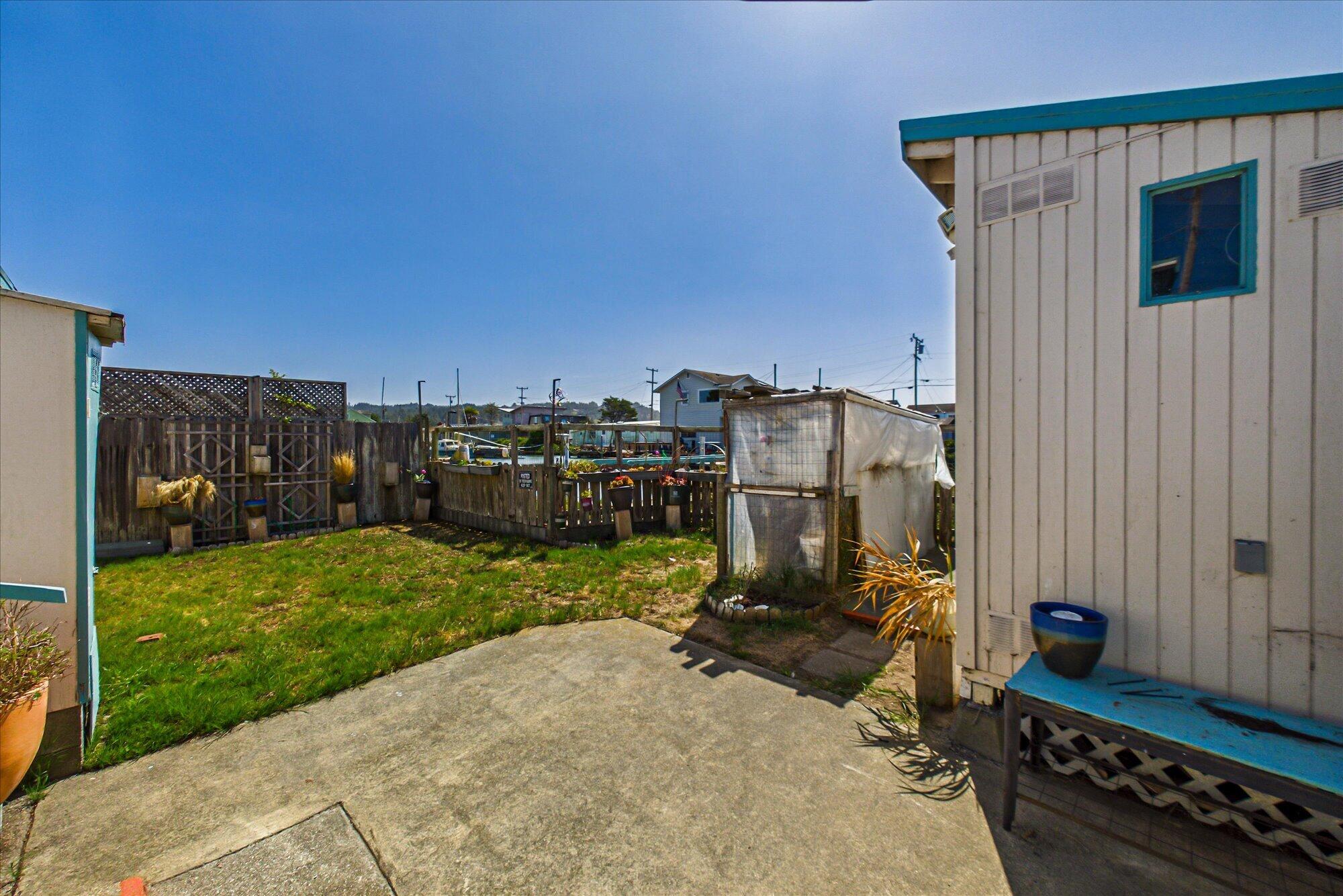 141+161 Cod Street