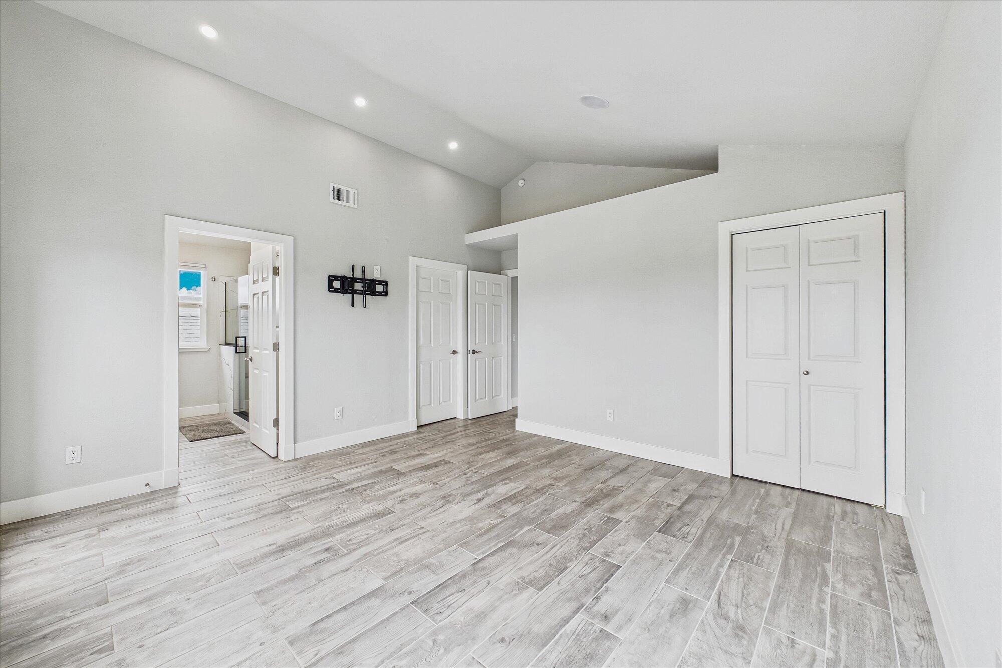 2171 Tina Court
