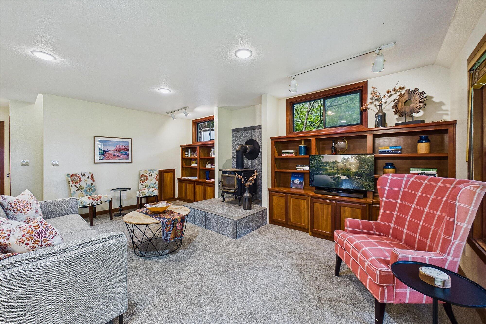 279 Westgate Drive