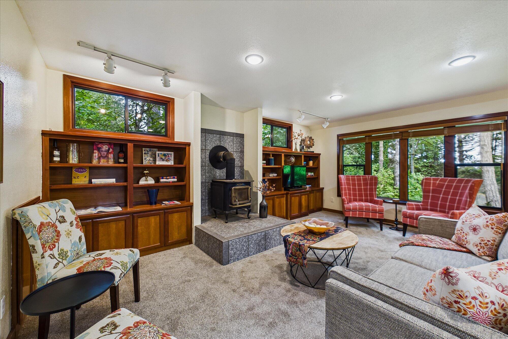 279 Westgate Drive
