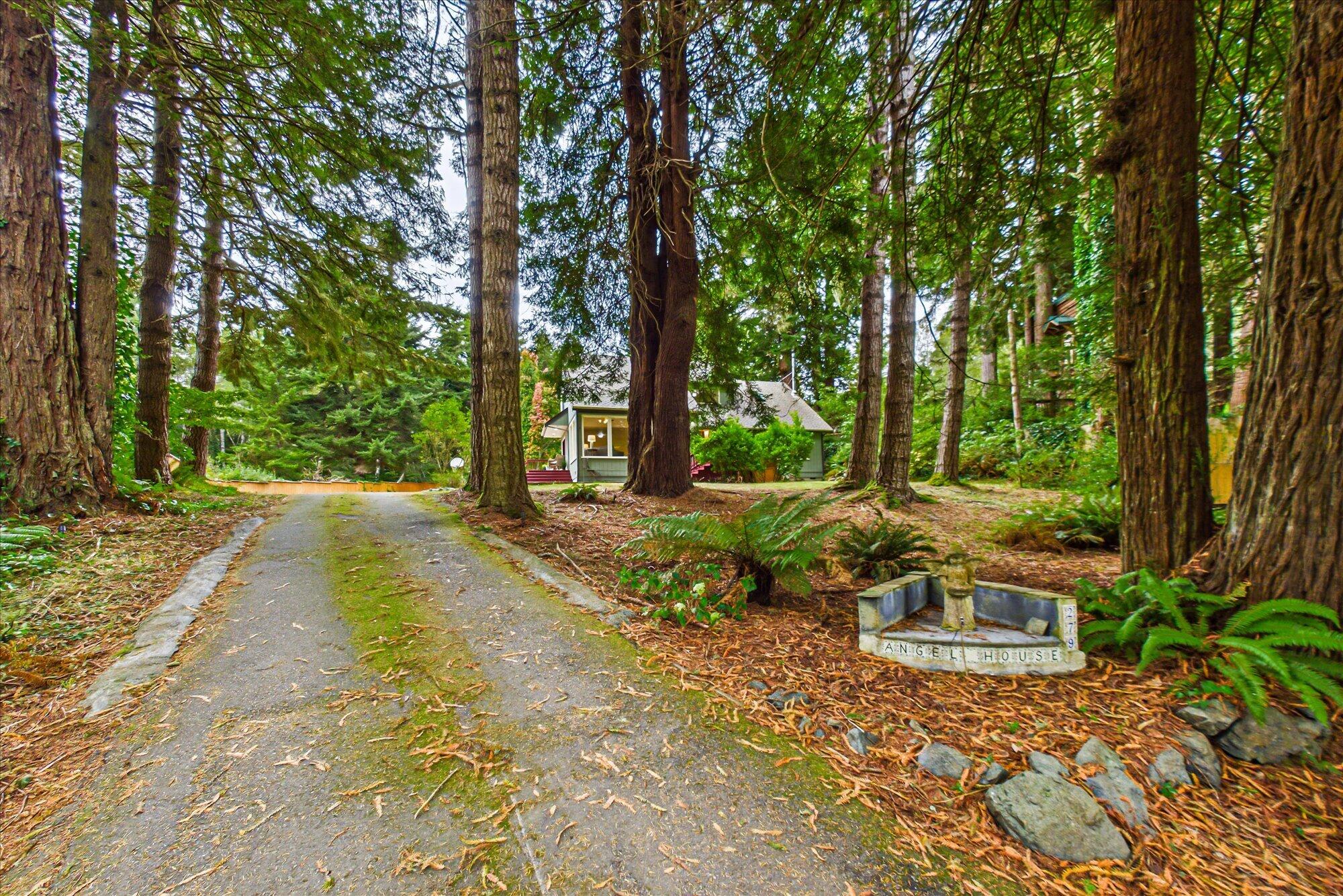 279 Westgate Drive