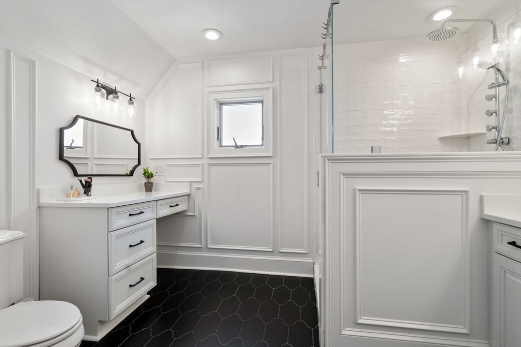 63 Sheridan Ave # 63