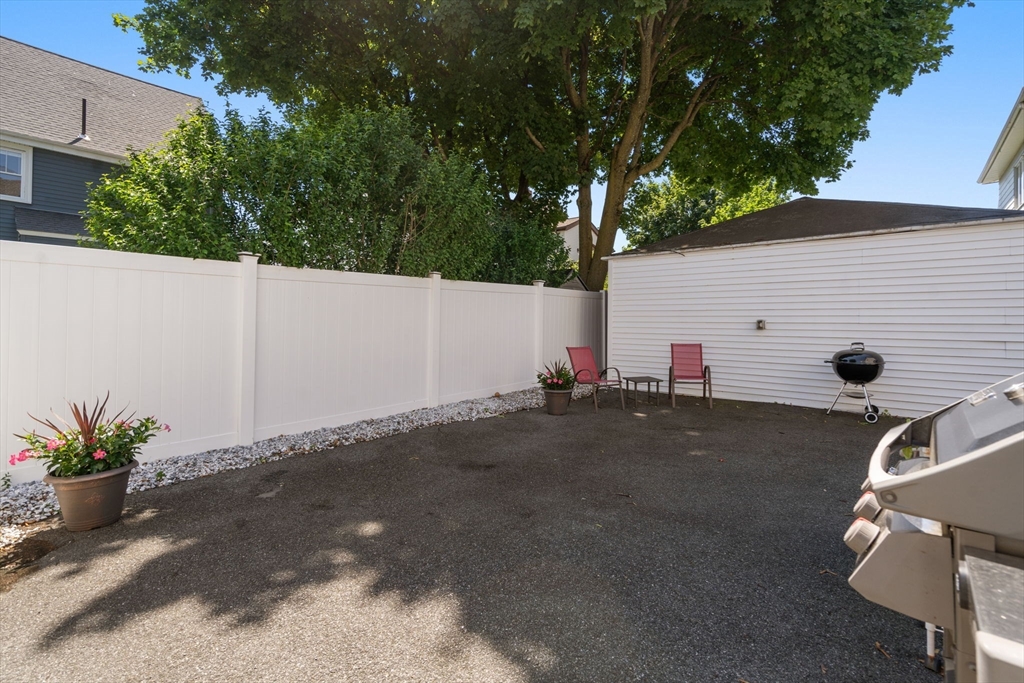 63 Sheridan Ave # 63