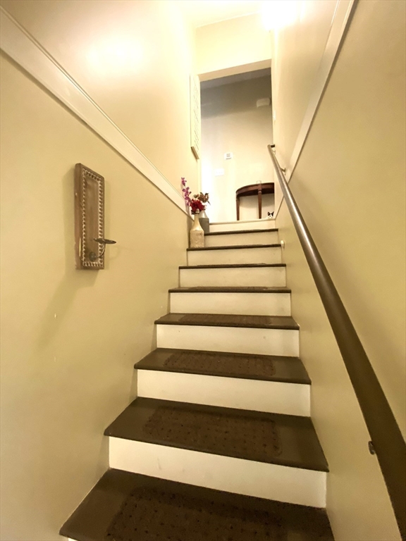 20 Kensington Ave.