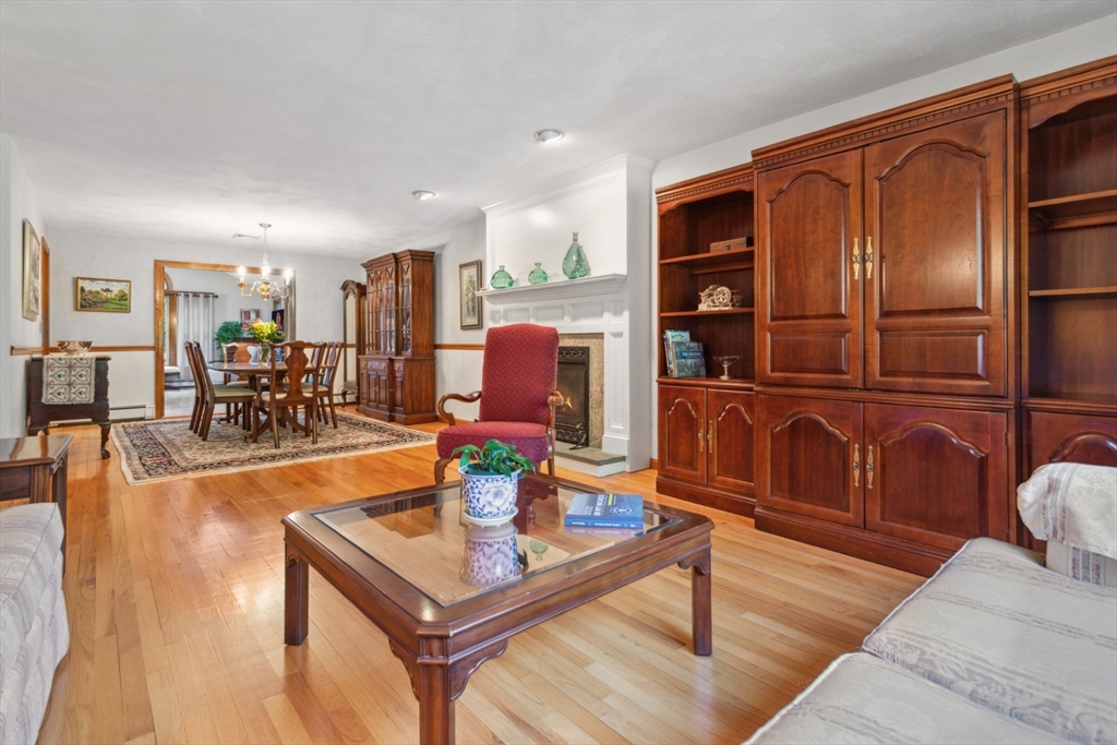 21 Stevin Dr