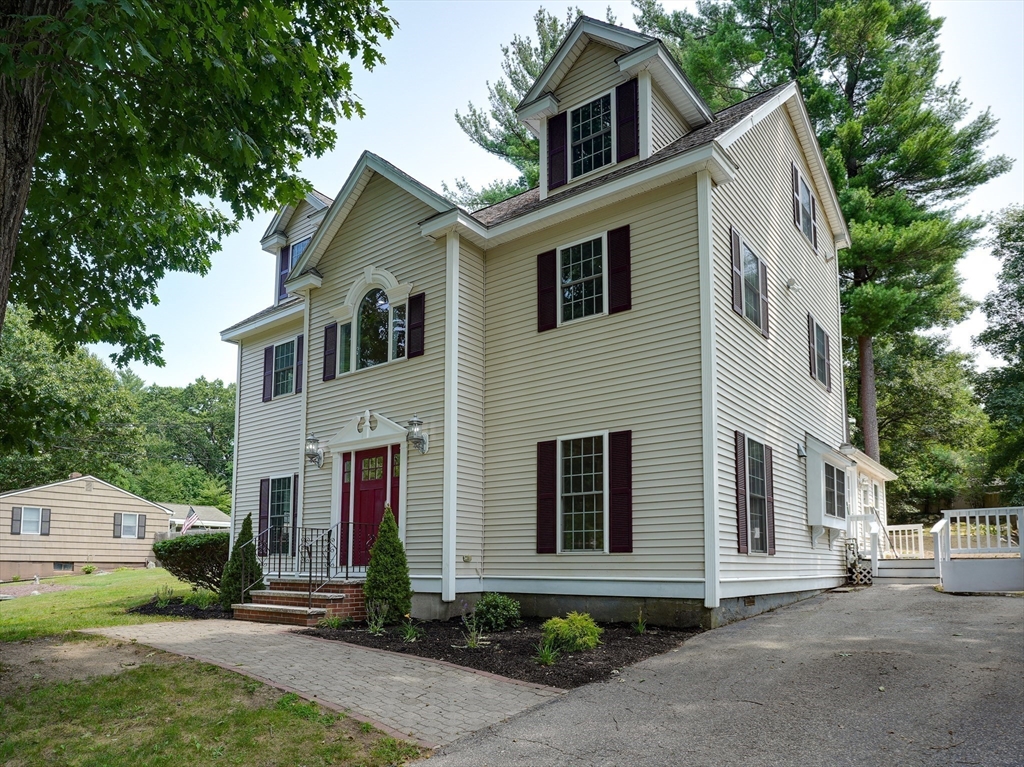 2 Hilltop Dr