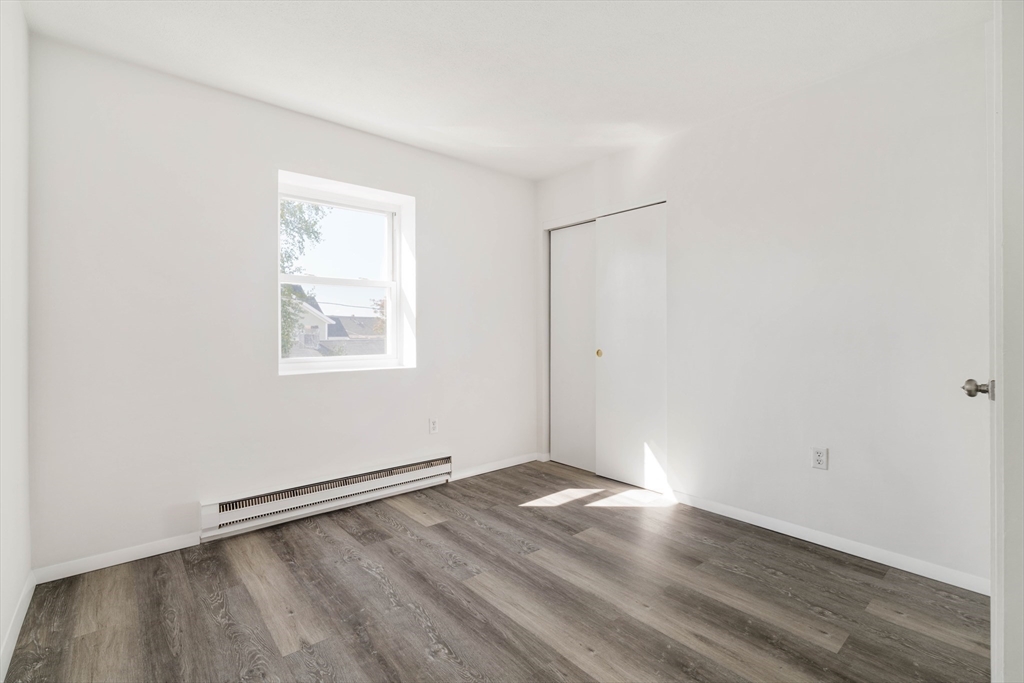 297 Main St # 16