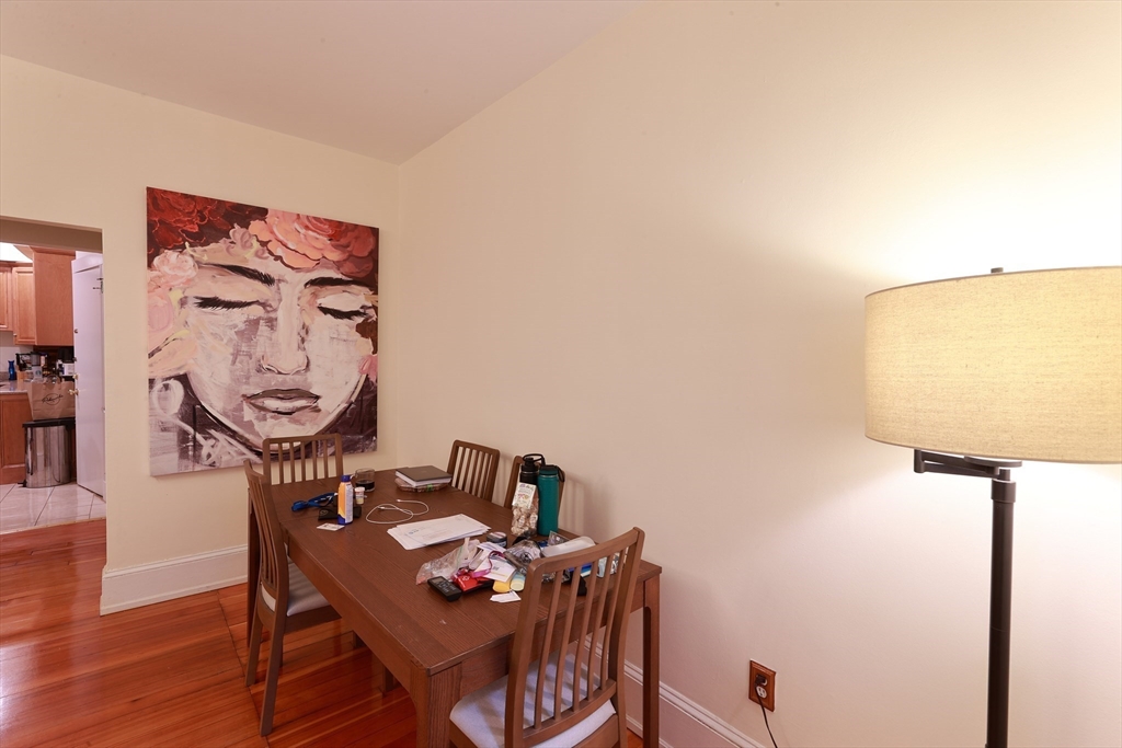 35 Westbourne Ter # 2