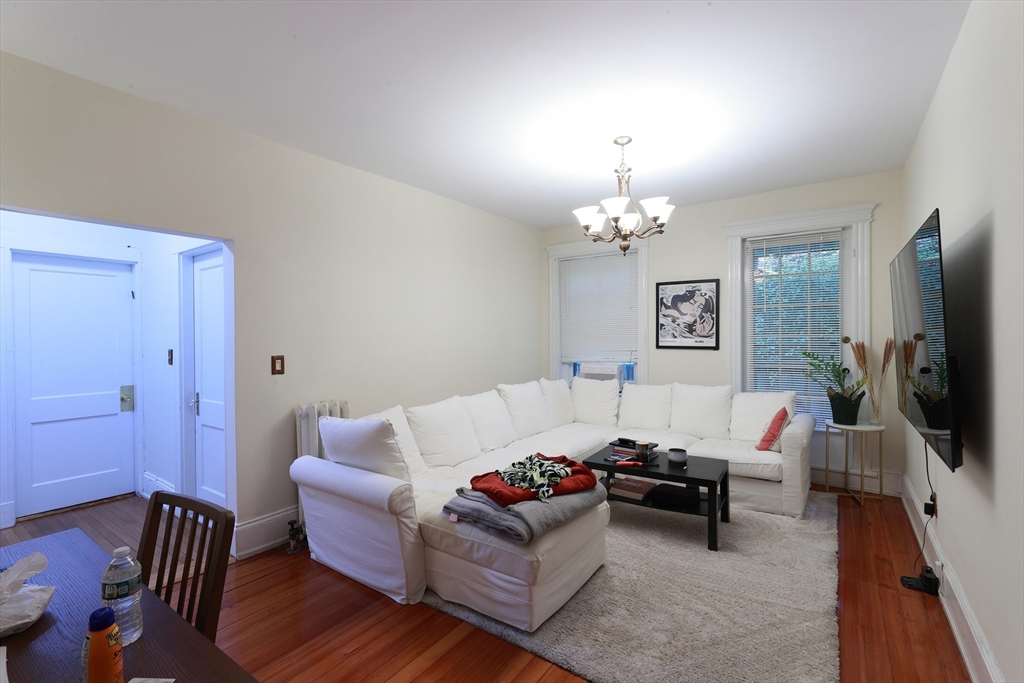 35 Westbourne Ter # 2