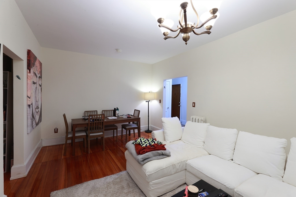 35 Westbourne Ter # 2